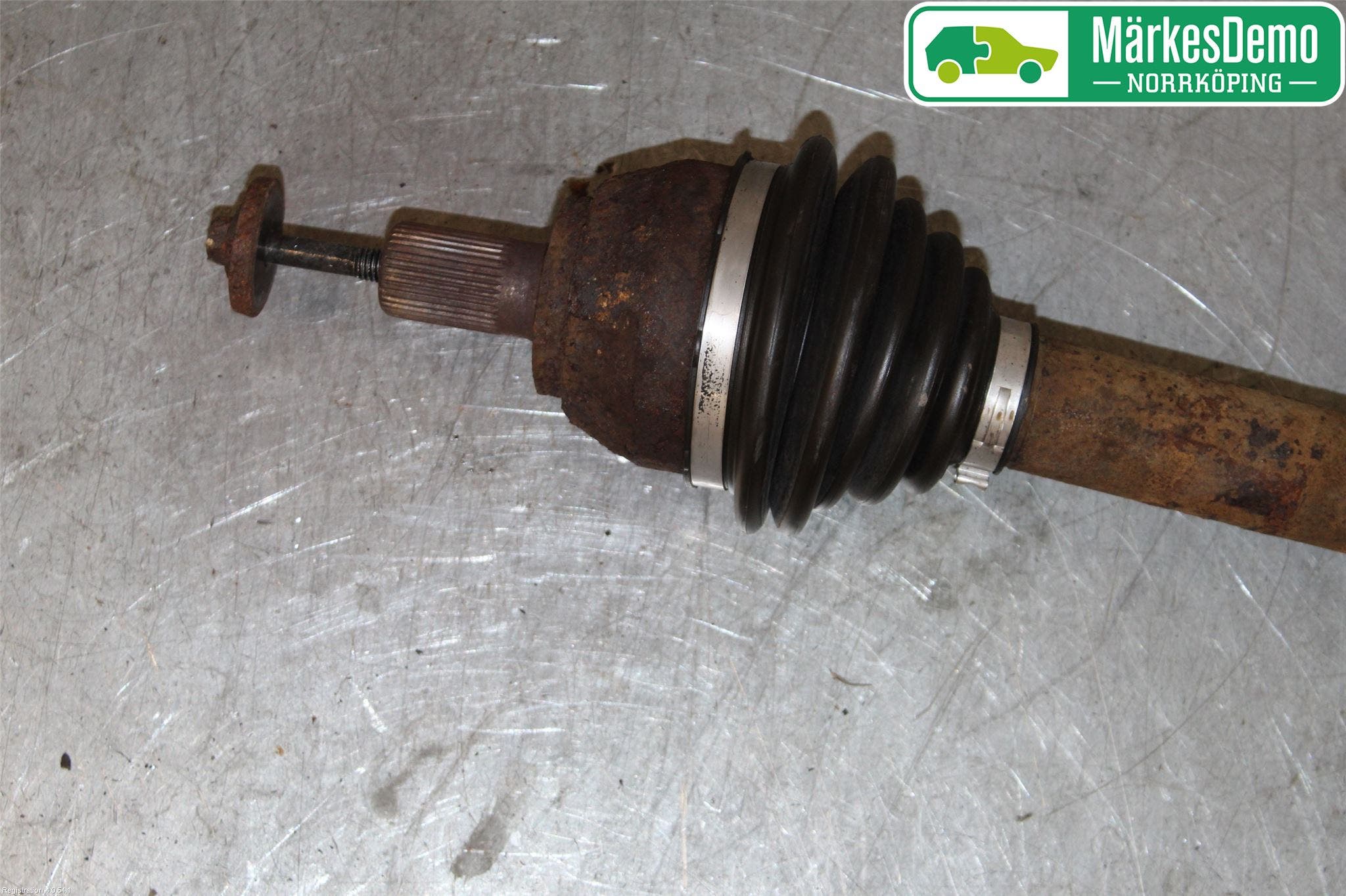 Volvo S40 08-12 Drivaxel Fram Höger