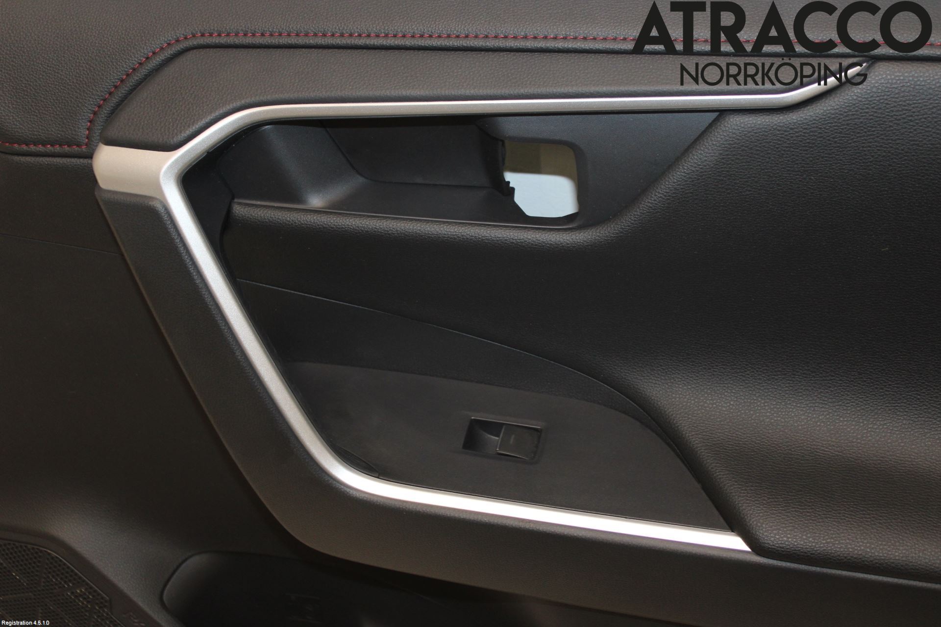 Toyota RAV4 19- Dörrklädsel Hö