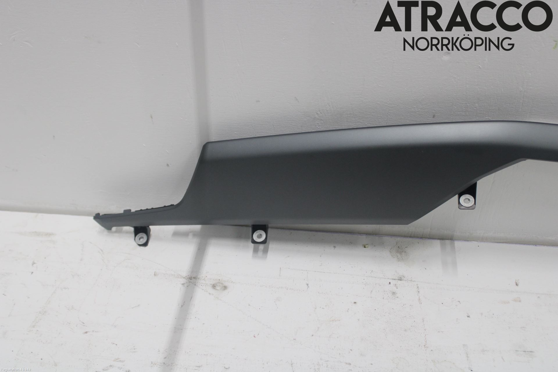 Audi E-TRON GT FW 21- Instrumentbräda Förvaringsfack