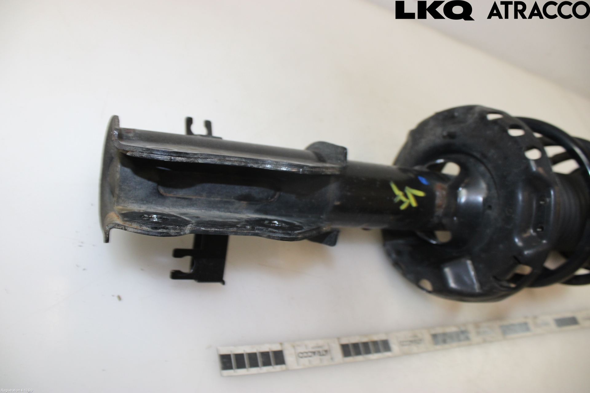 MG 4 23- Fjäderben Fram Vänster