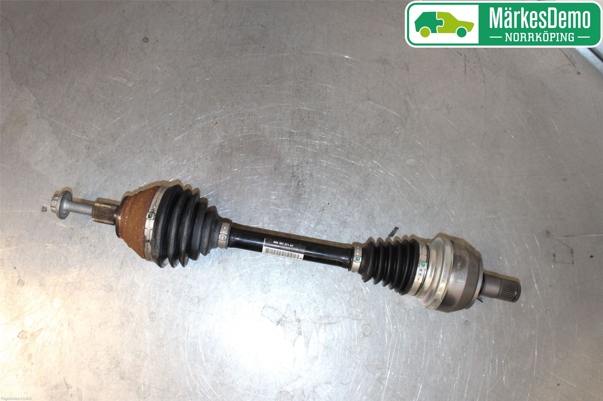 Seat TARRACO 19- Drivaxel Fram Vänster