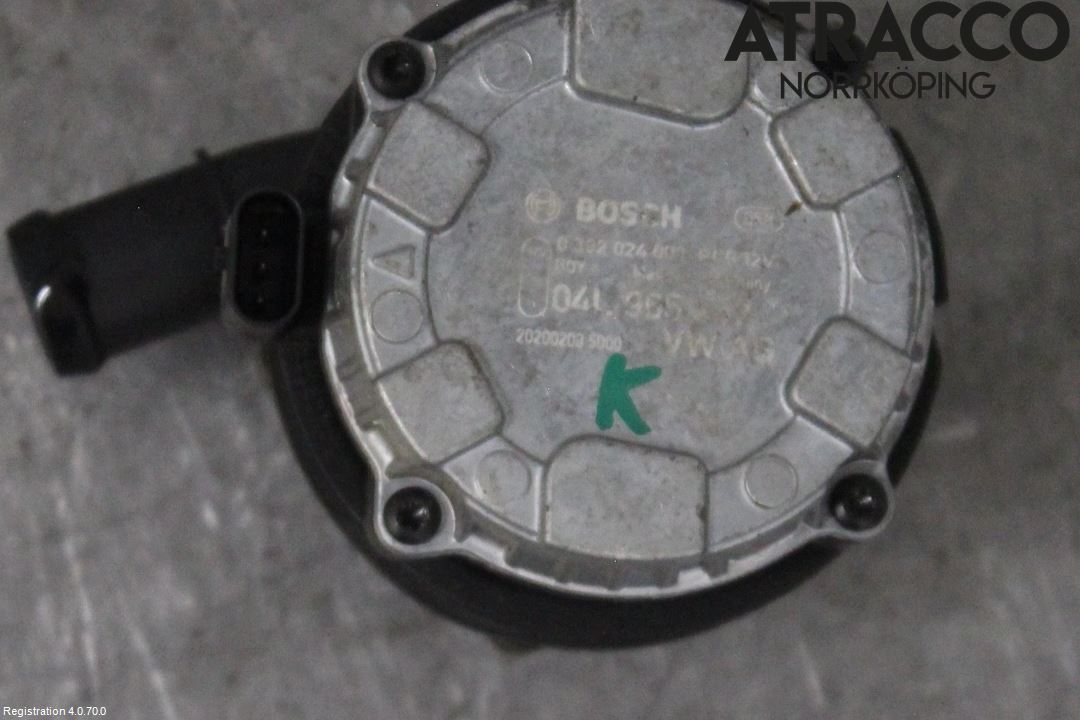 Volkswagen VW PASSAT 15-19 Vattenpump