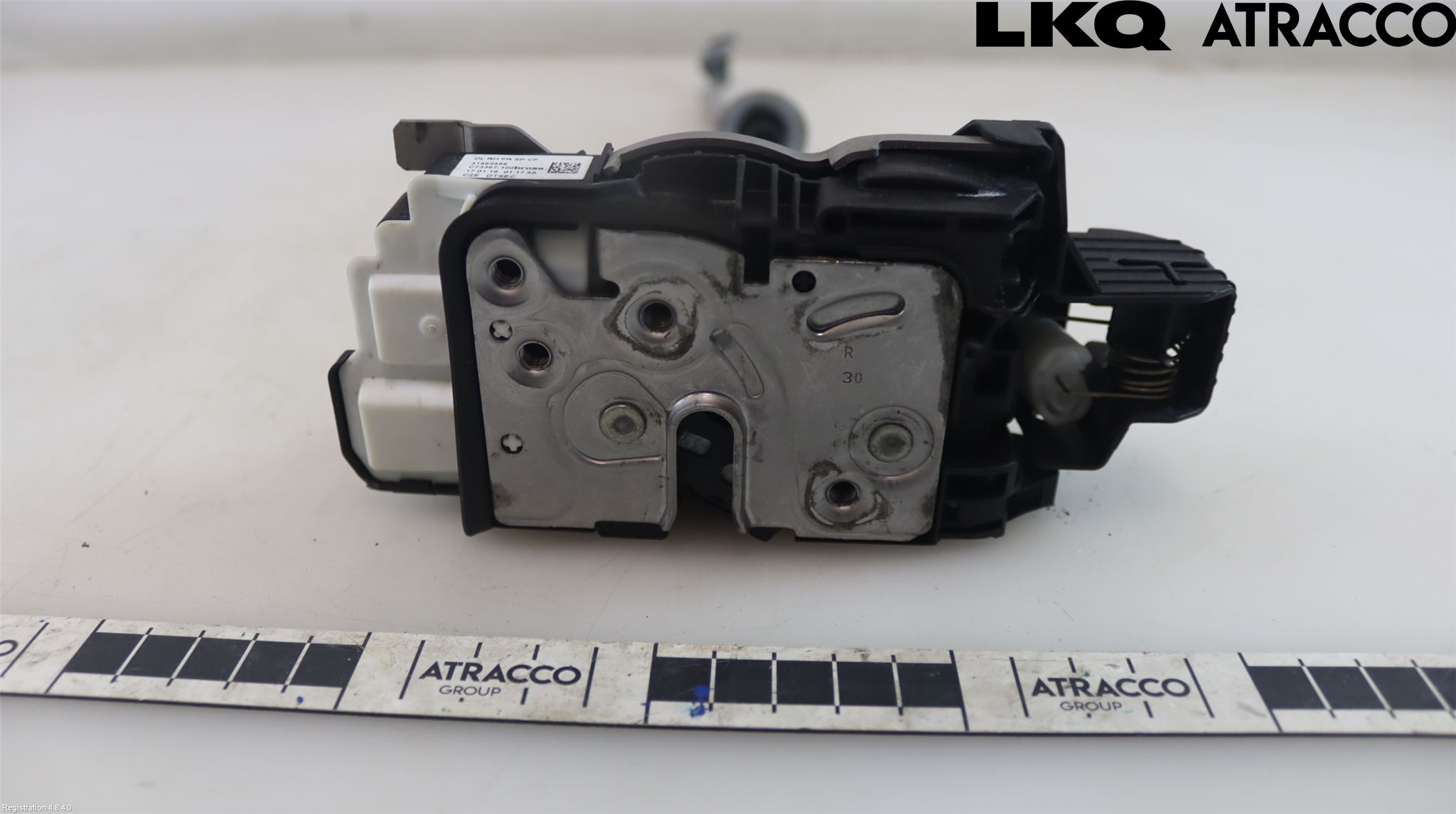 Volvo V90 17->> Låskista-Dörrlås