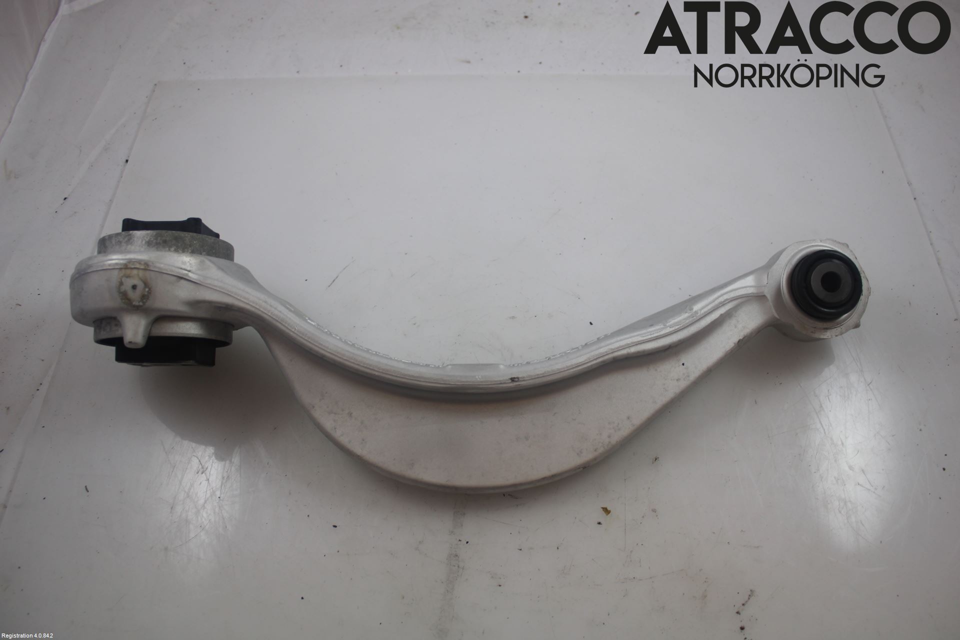 Jaguar I-PACE 18- Bärarm Fram Undre Vä