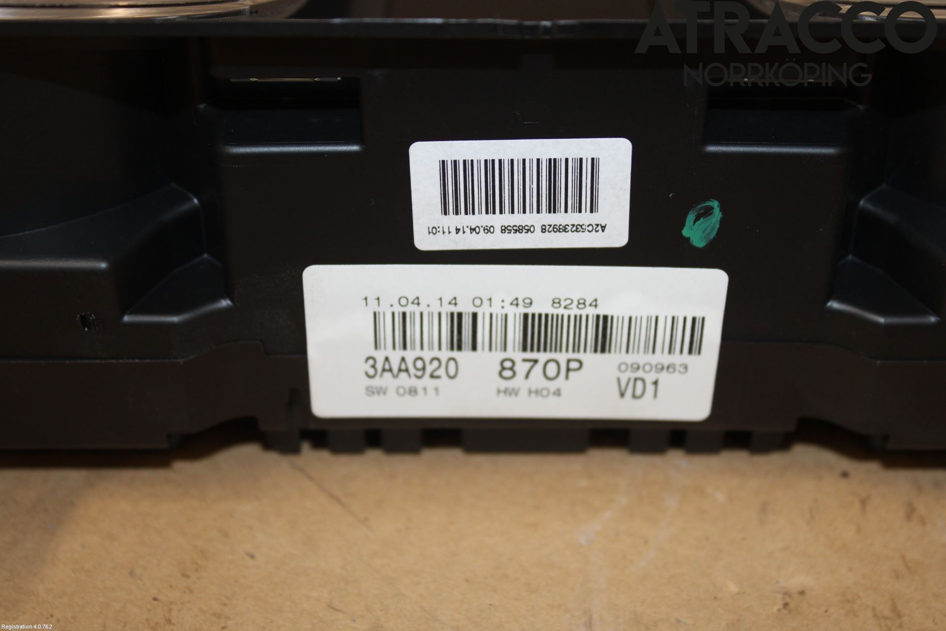 Volkswagen VW PASSAT 11-14 Instrument Komb
