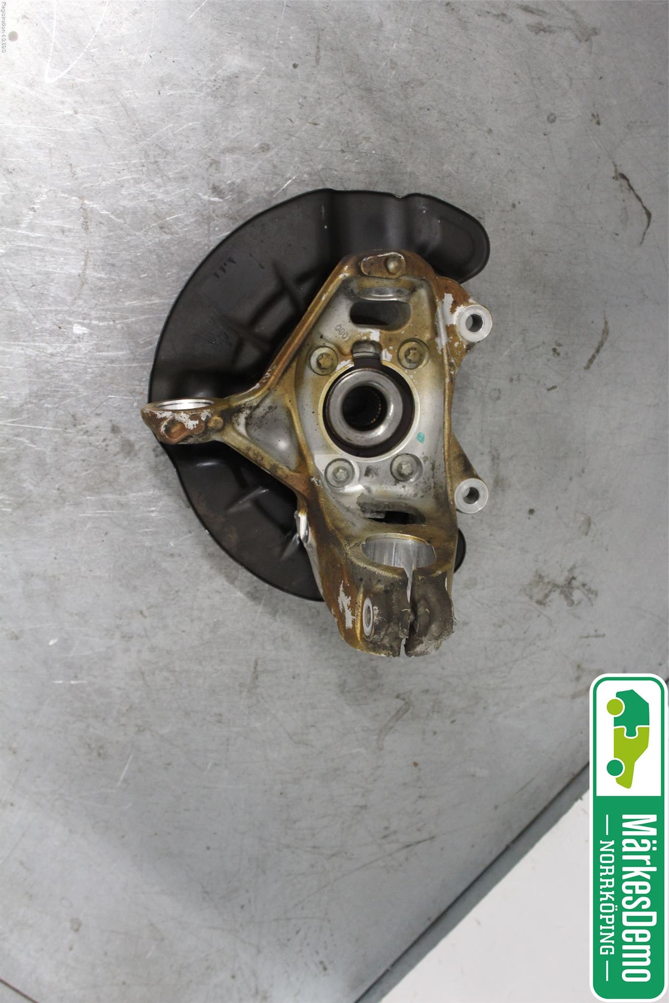 Mercedes-Benz MB B-KLASS (W247) 19- Styrspindel Lagerhus Hö