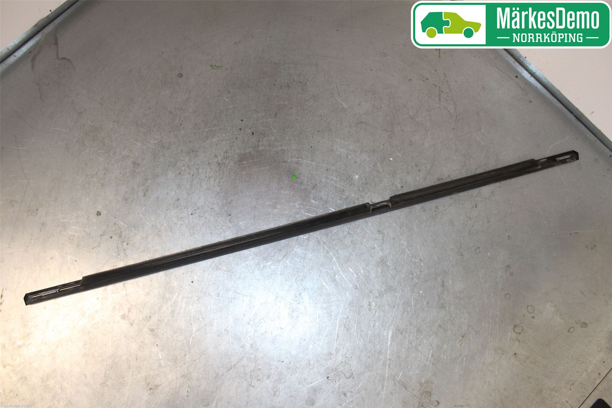 BMW X5 E53     99-06 Dörr Dekorlist Bak Hö