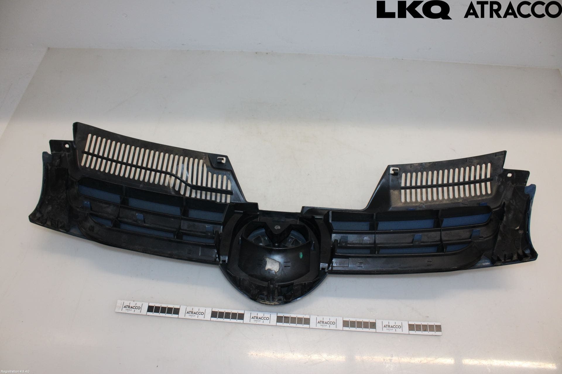 Volkswagen VW GOLF V 04-09 Grill Komp