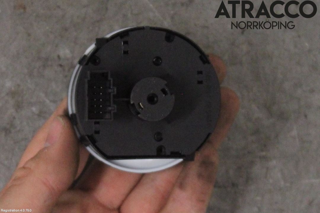 Skoda SUPERB 09-15 Strömställare Ljus