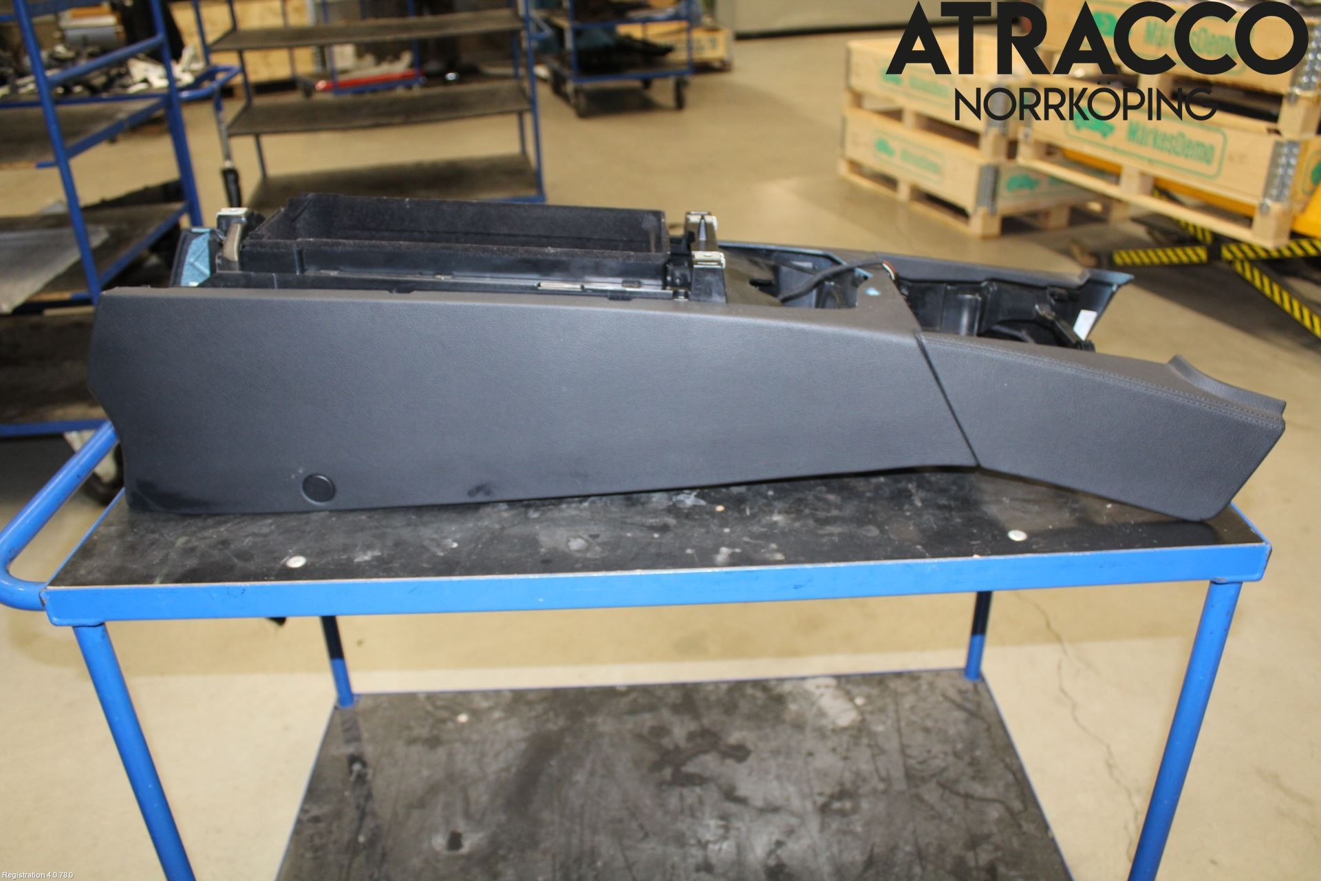 Mercedes-Benz MB S-KLASS (W221) 05-13 Instrumentkonsoll Mitt