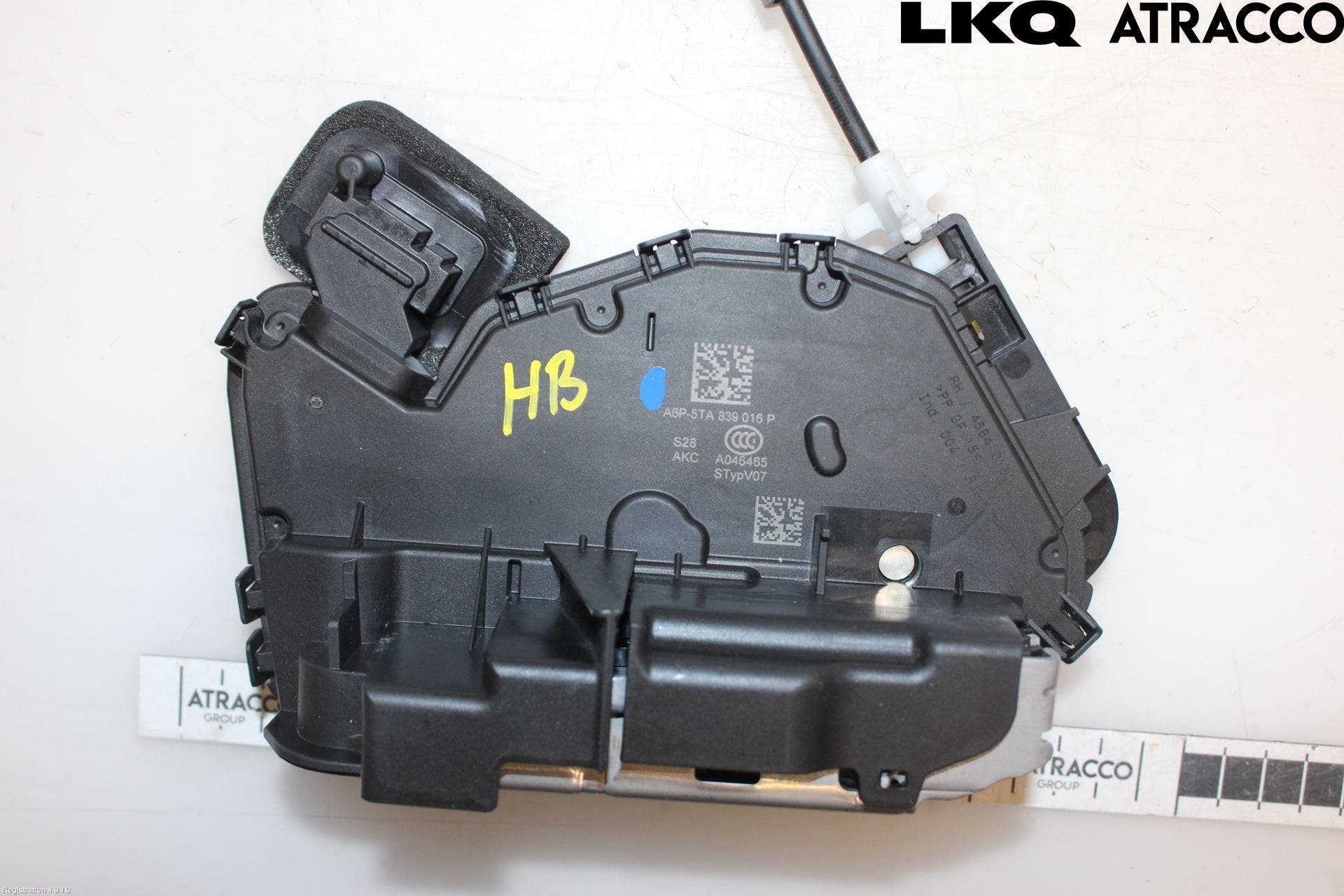 CUPRA BORN 22- Låskista-Dörrlås