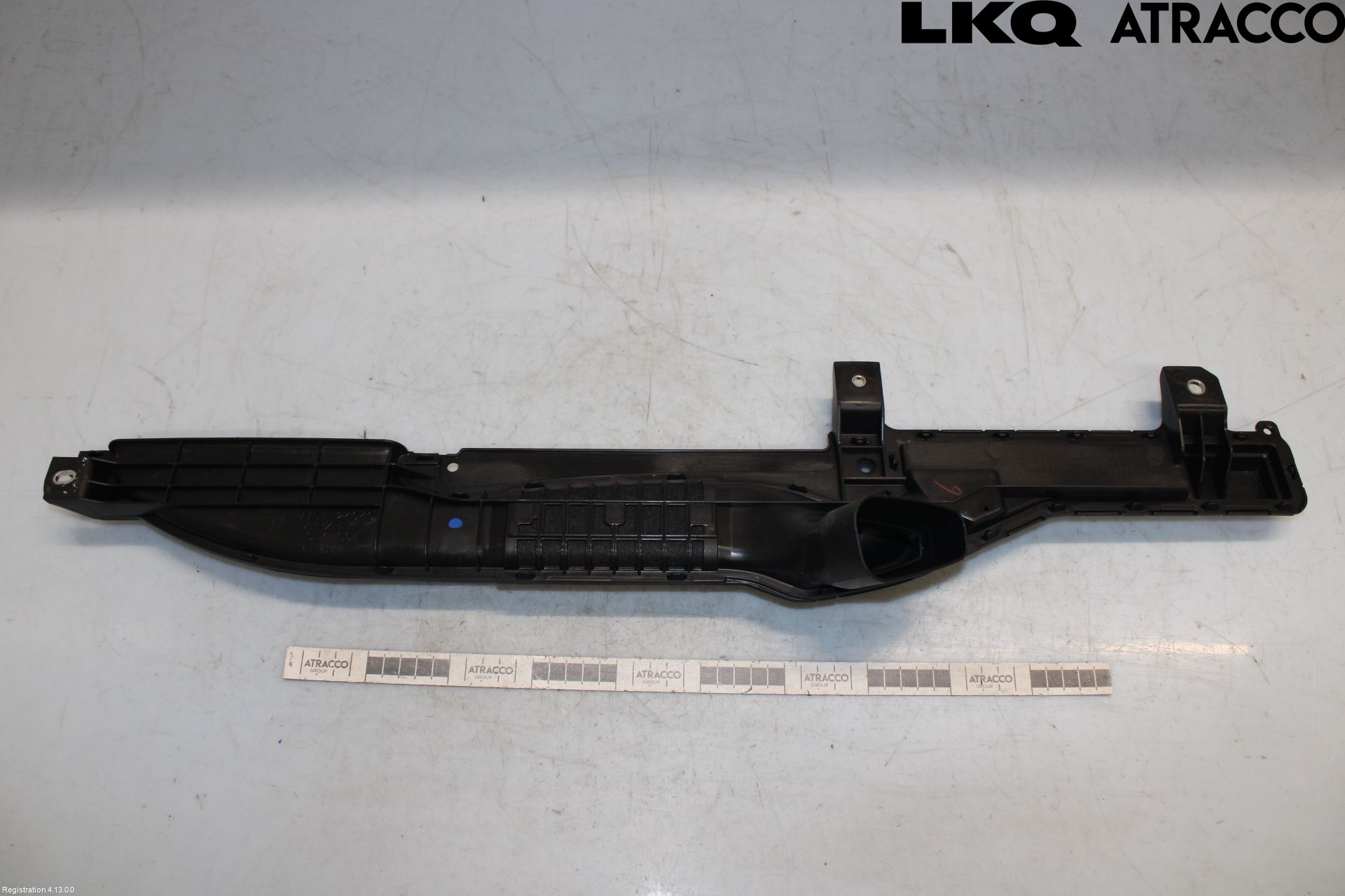 Toyota COROLLA CROSS XG10 22- Deflektor Plåt-Plast Kylning