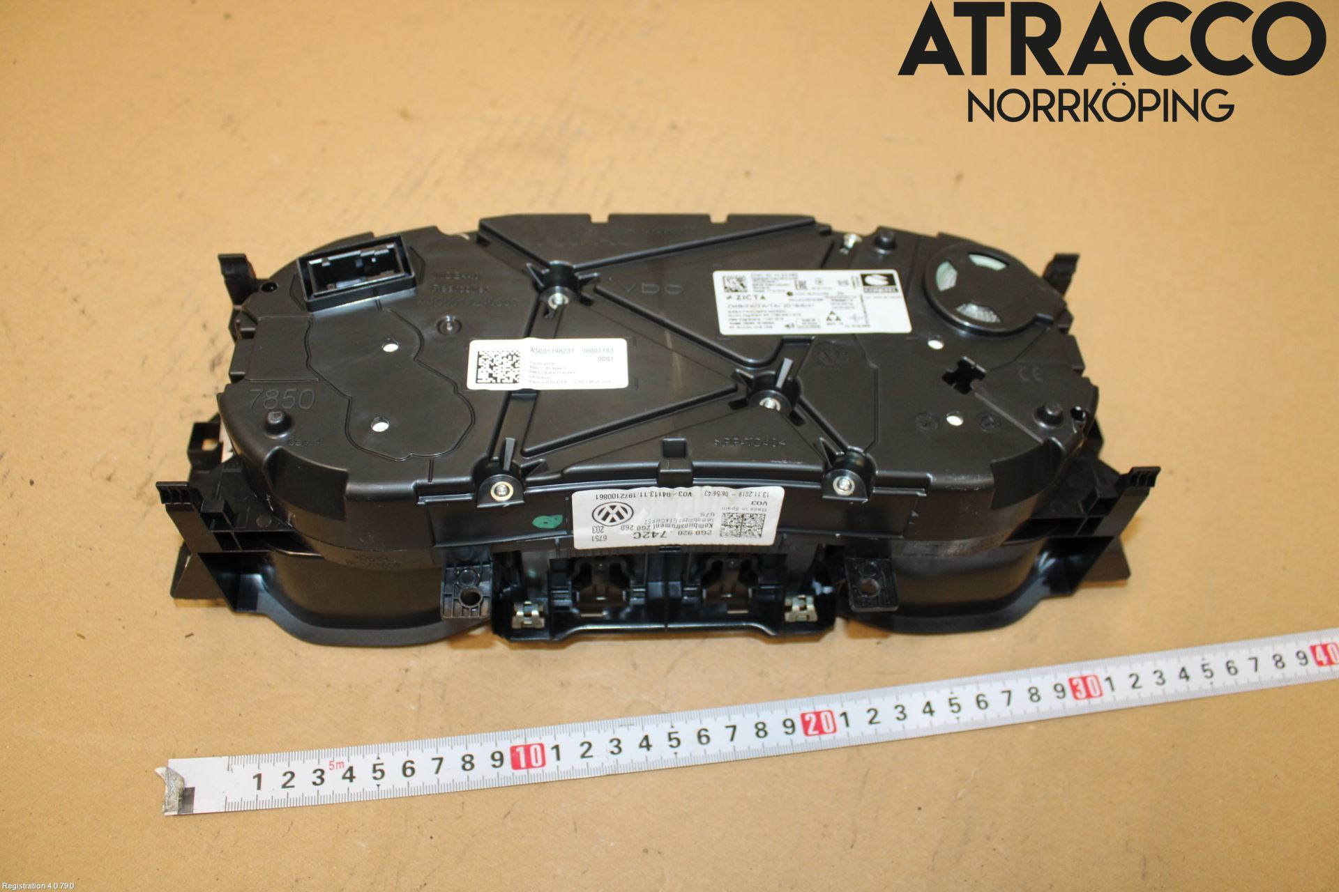 Volkswagen VW POLO VI 18->> Instrument Komb