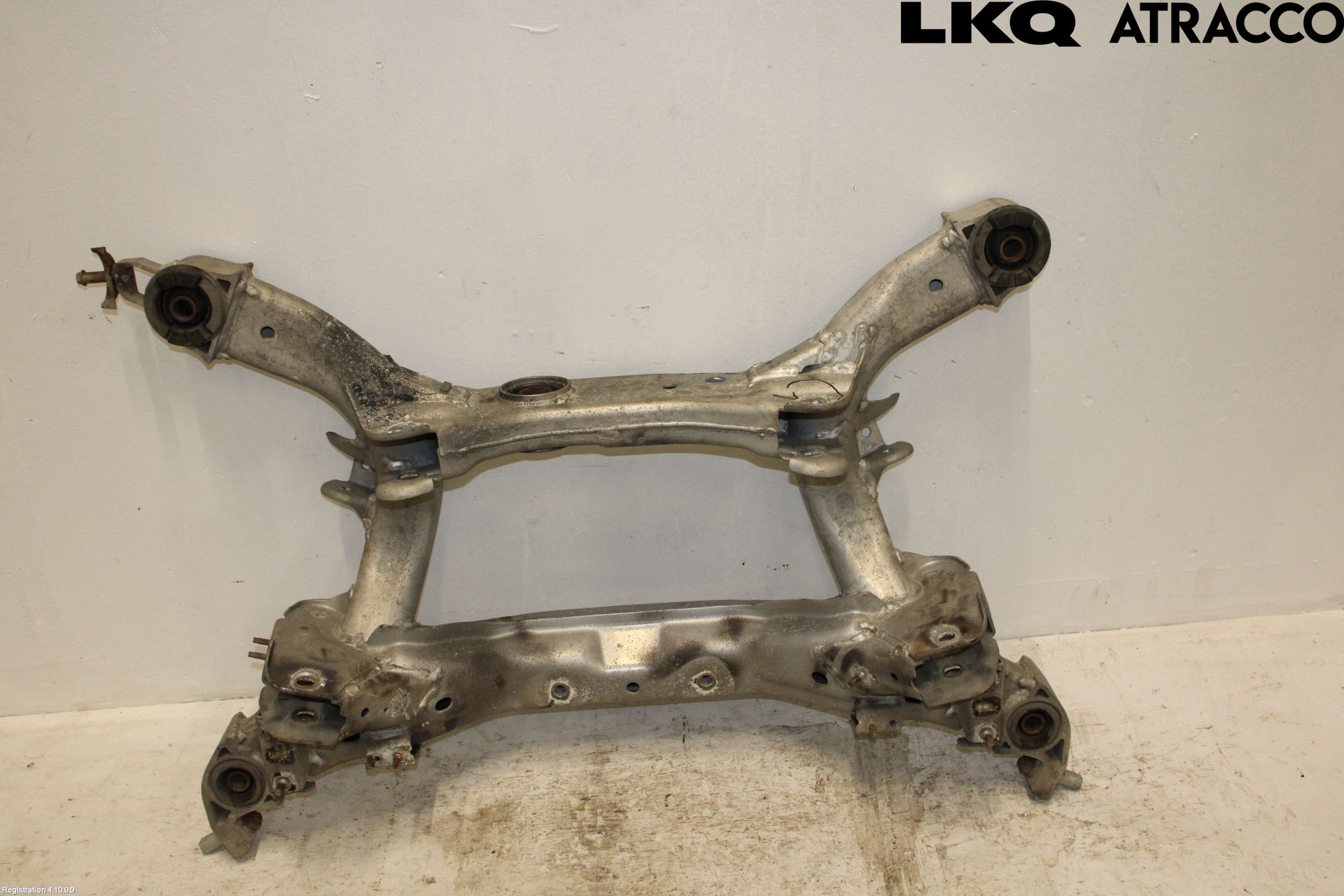 Nissan SKYLINE Bakaxelbalk