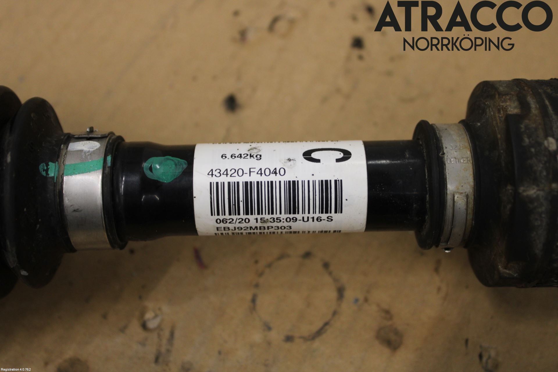 Toyota C-HR 16-23 Drivaxel Fram Vänster
