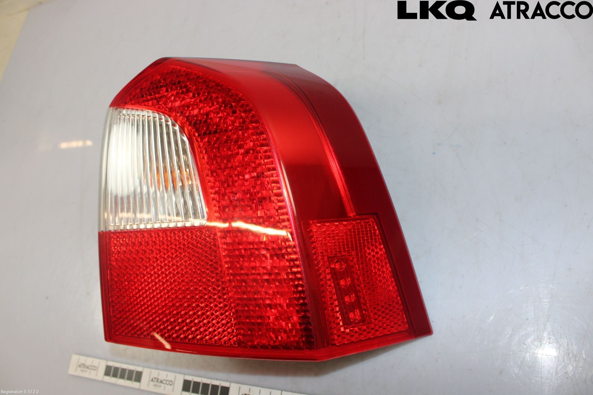 Volvo V70 08-13 Bakljus Höger