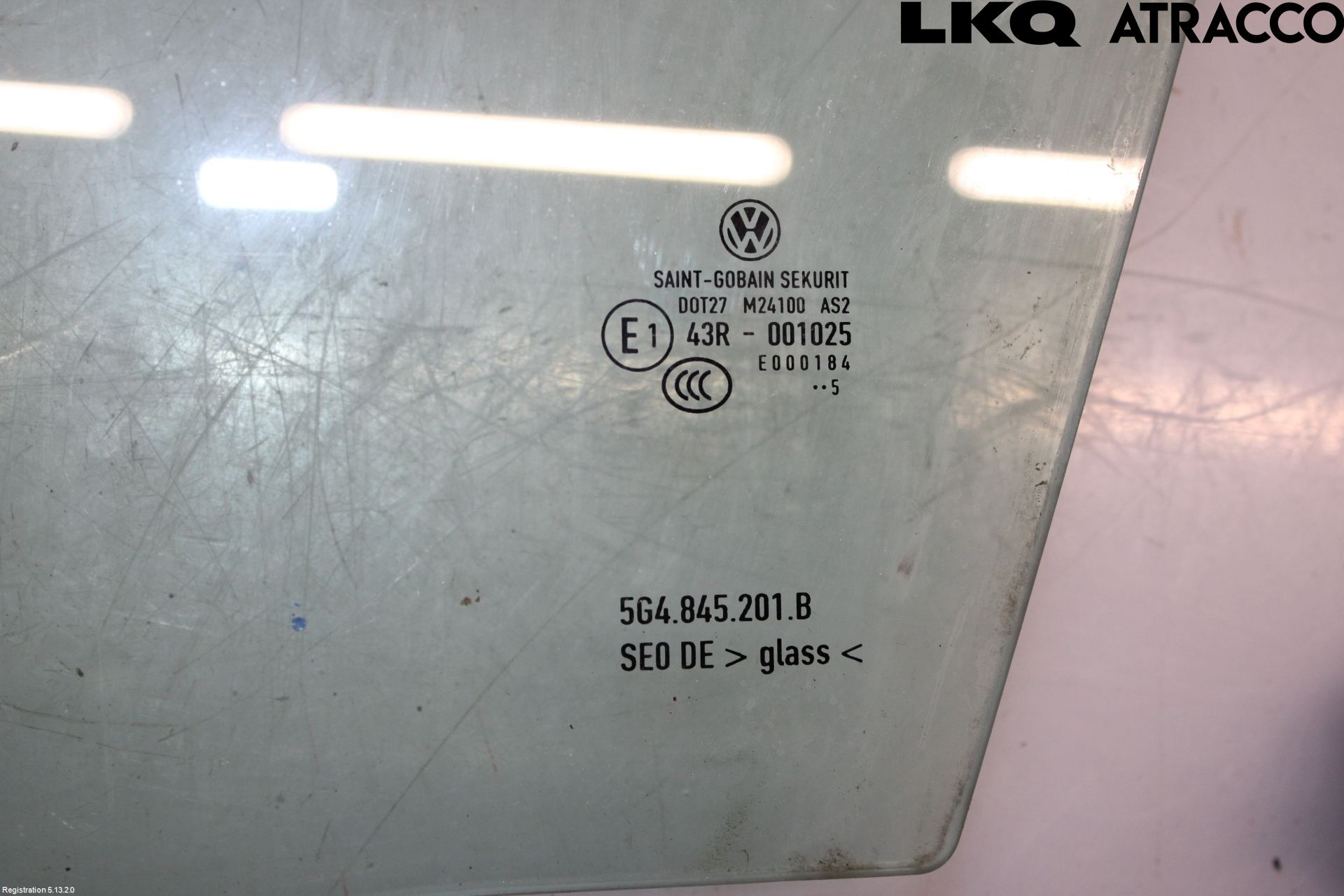Volkswagen VW GOLF / E-GOLF VII 13-20 Dörruta Fram Vänster