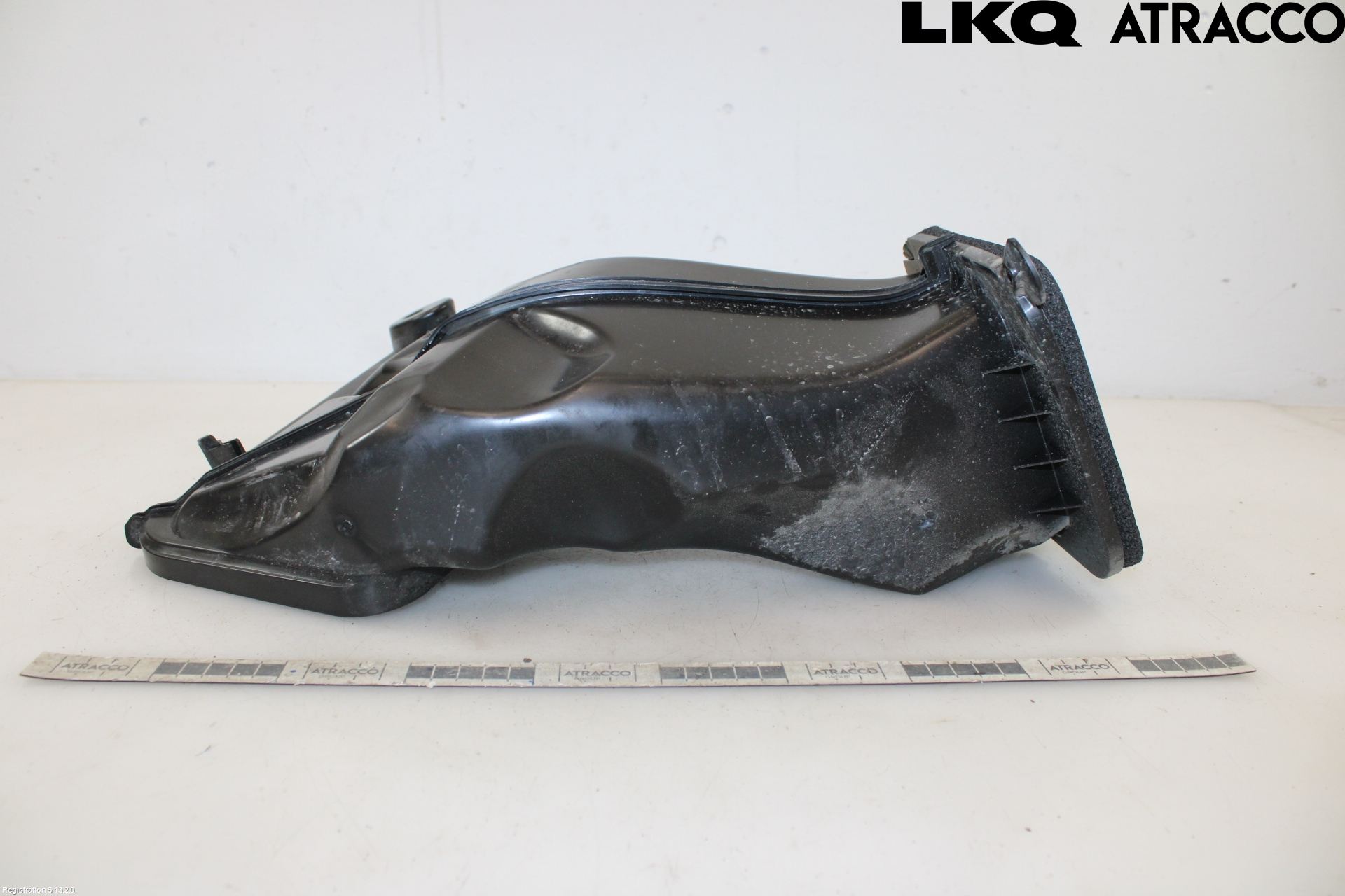 Tesla MODEL Y 21- Deflektor Plåt-Plast Kylning