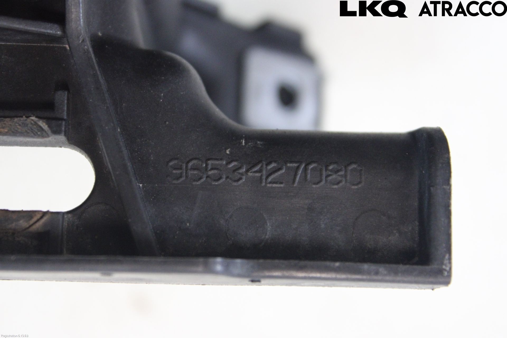 Peugeot 307     05-08 Stötfångarfäste Fram Hö