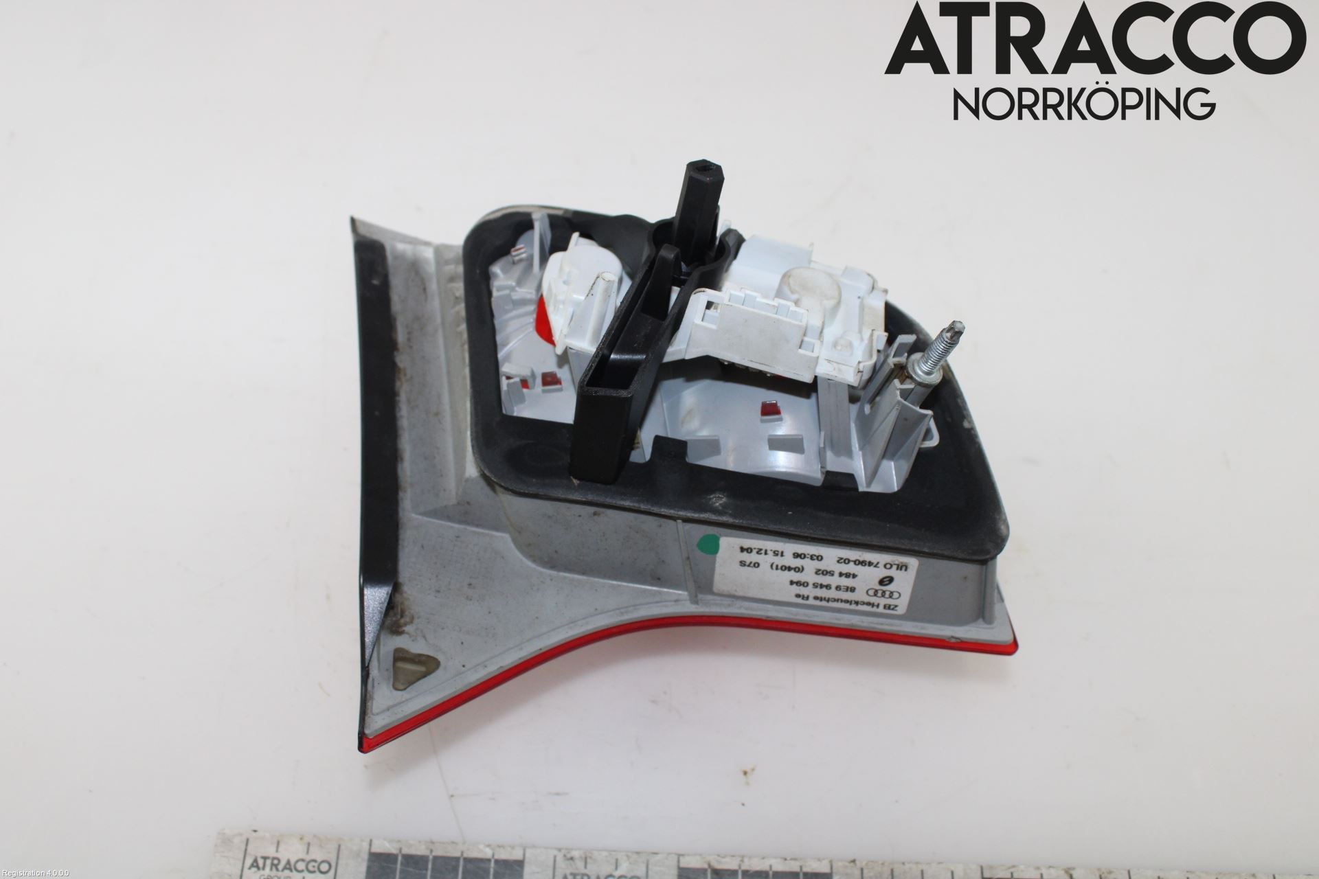 Audi A4/S4 05-07 Bakljus Lucka Hö