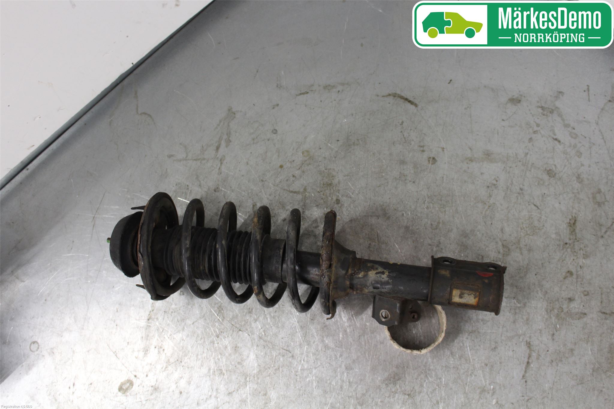 Hyundai i10 PA 08-13 Fjäderben Fram Vänster