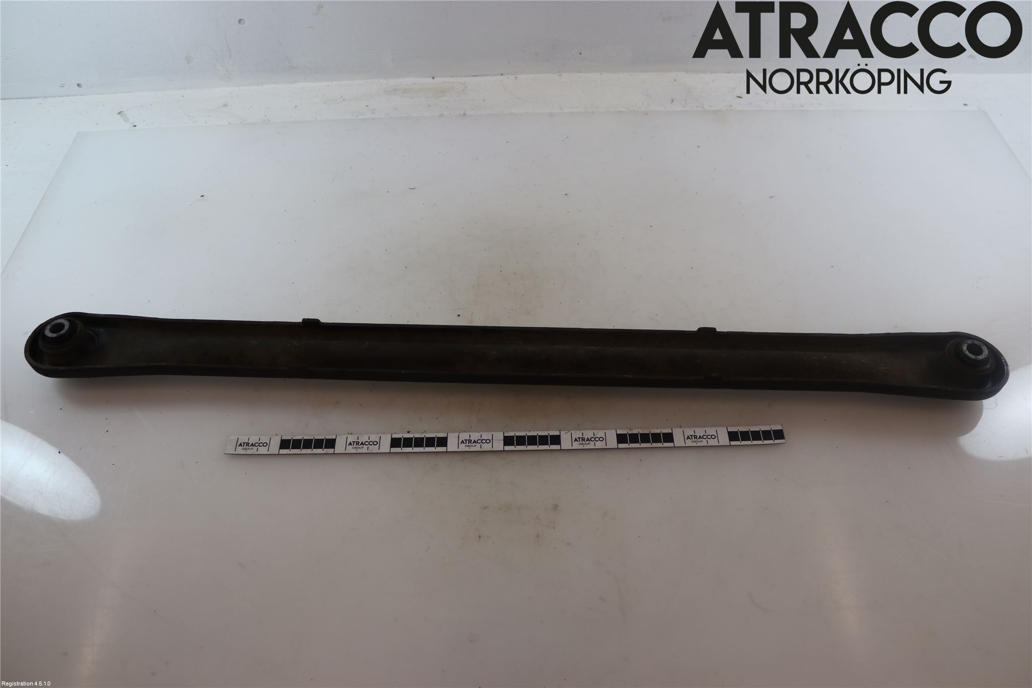 Chevrolet SUBURBAN Momentstag Bak