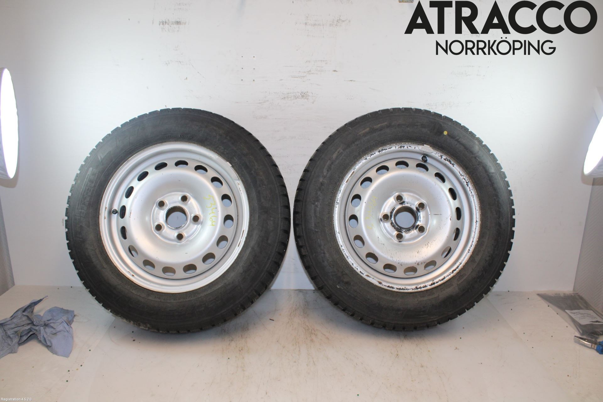 Volkswagen VW CADDY      04-10 Vinterdäck Plåtfälg 4St