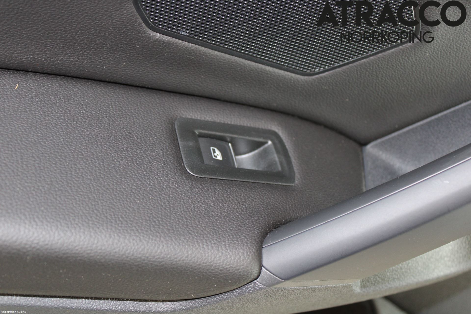 Volkswagen VW TIGUAN 16-24 Dörrklädsel Vä