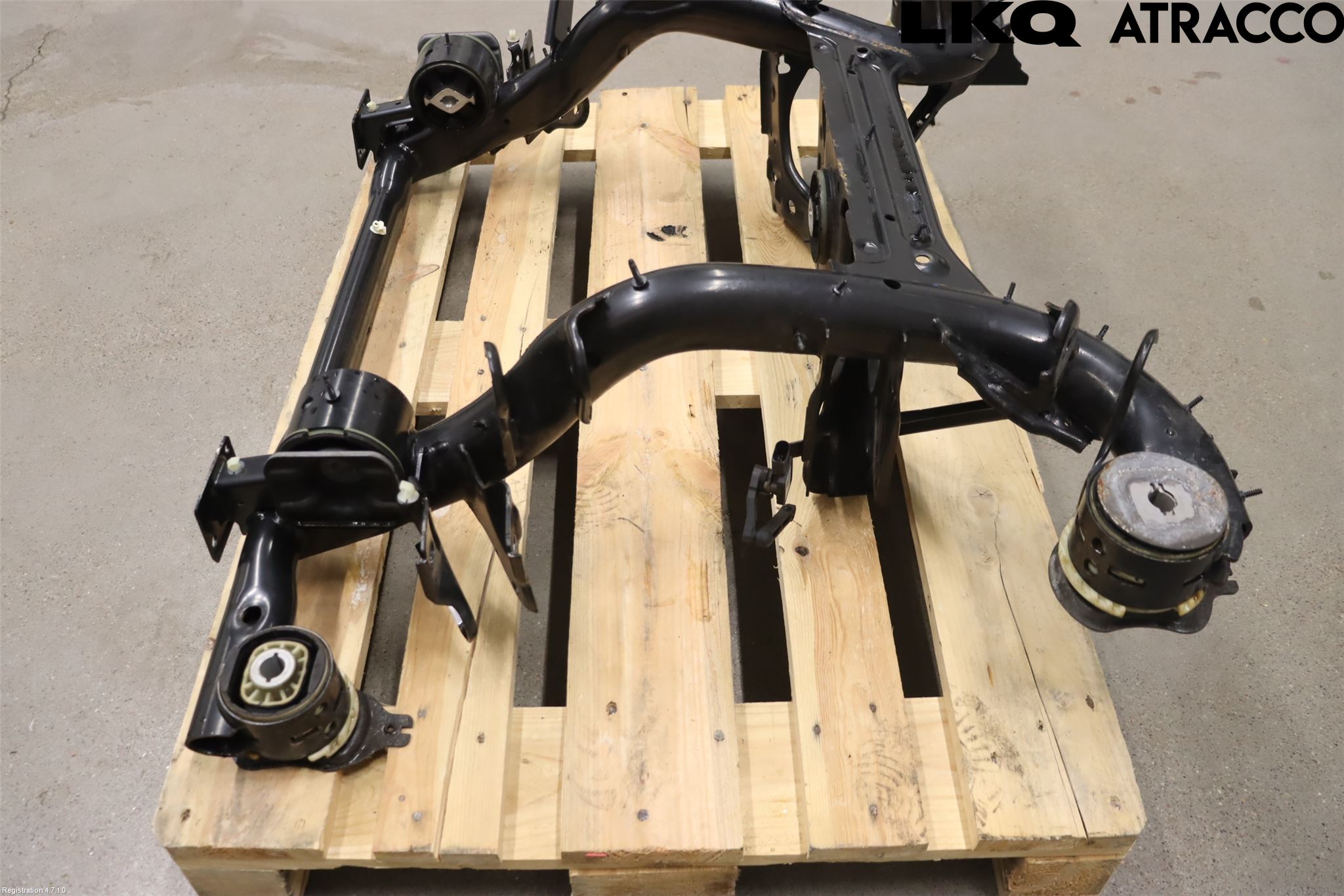 Audi Q4 E-TRON FZ 22- Bakaxelbalk