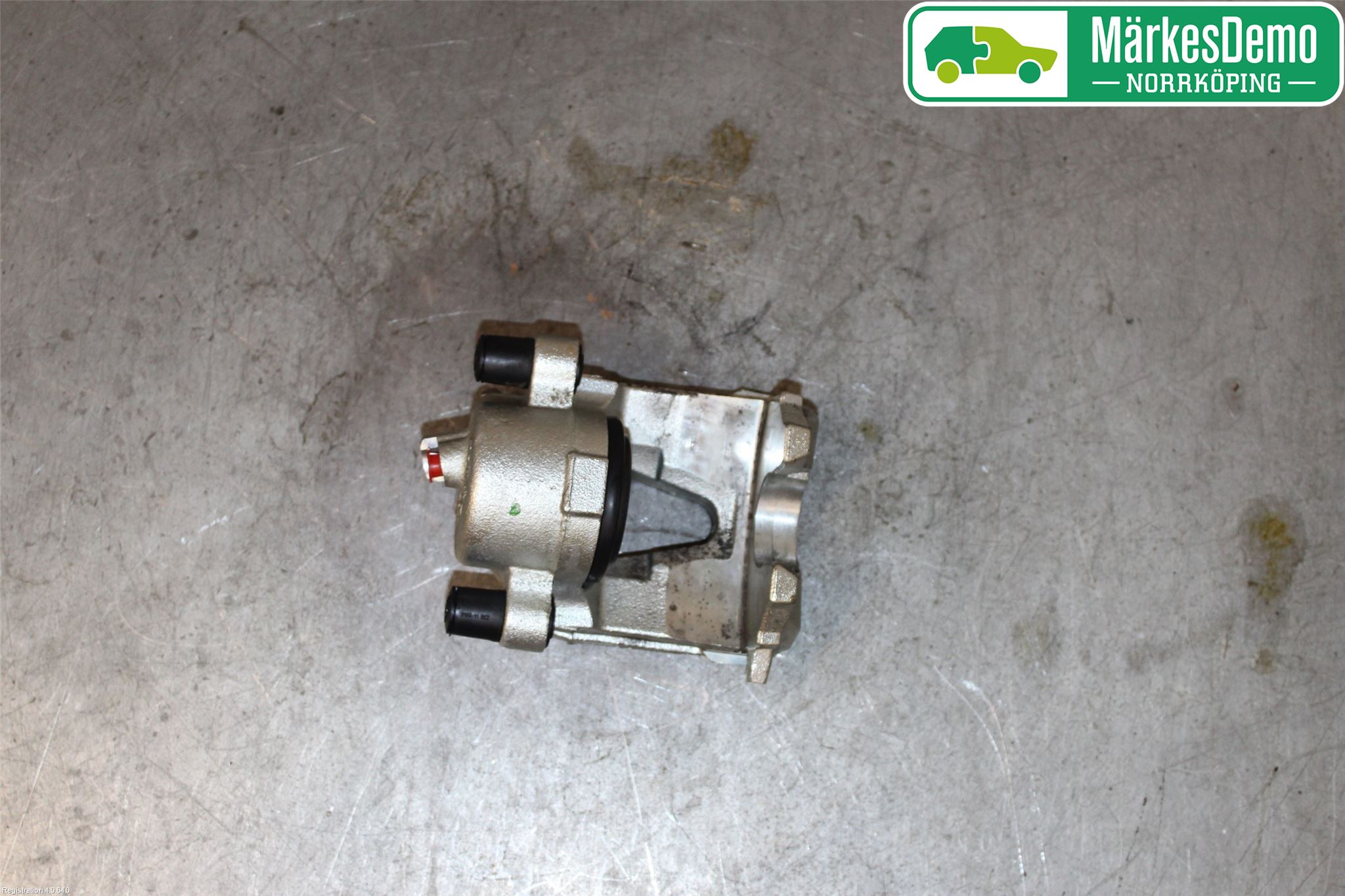 Skoda SCALA 19- Bromsok Fram Höger