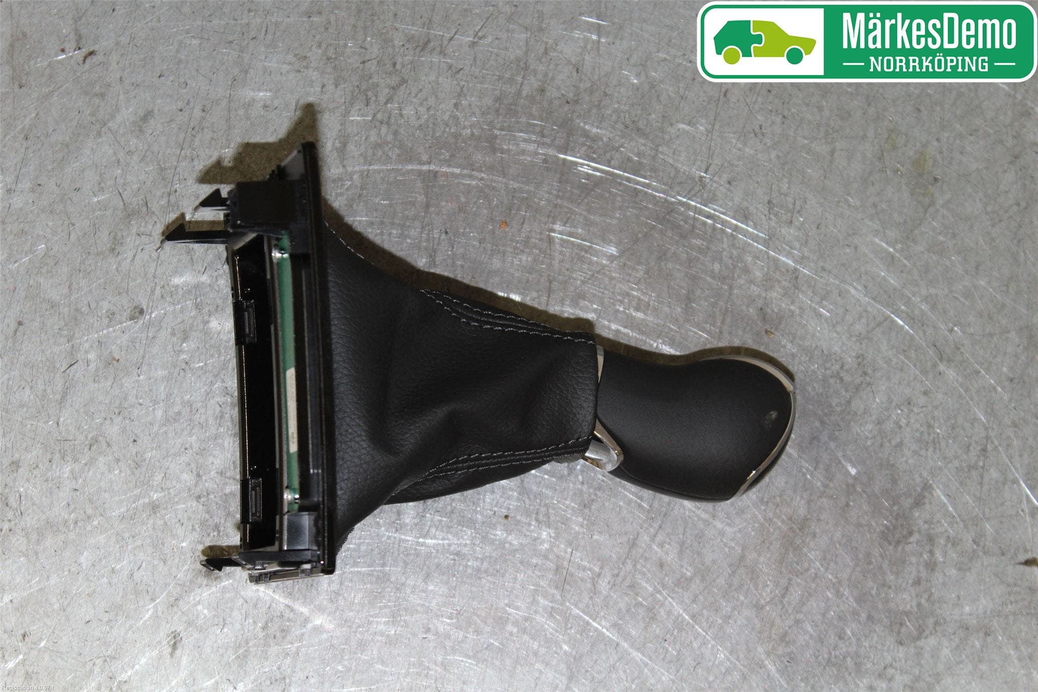 Skoda SUPERB 16-24 Växelspaksdamask