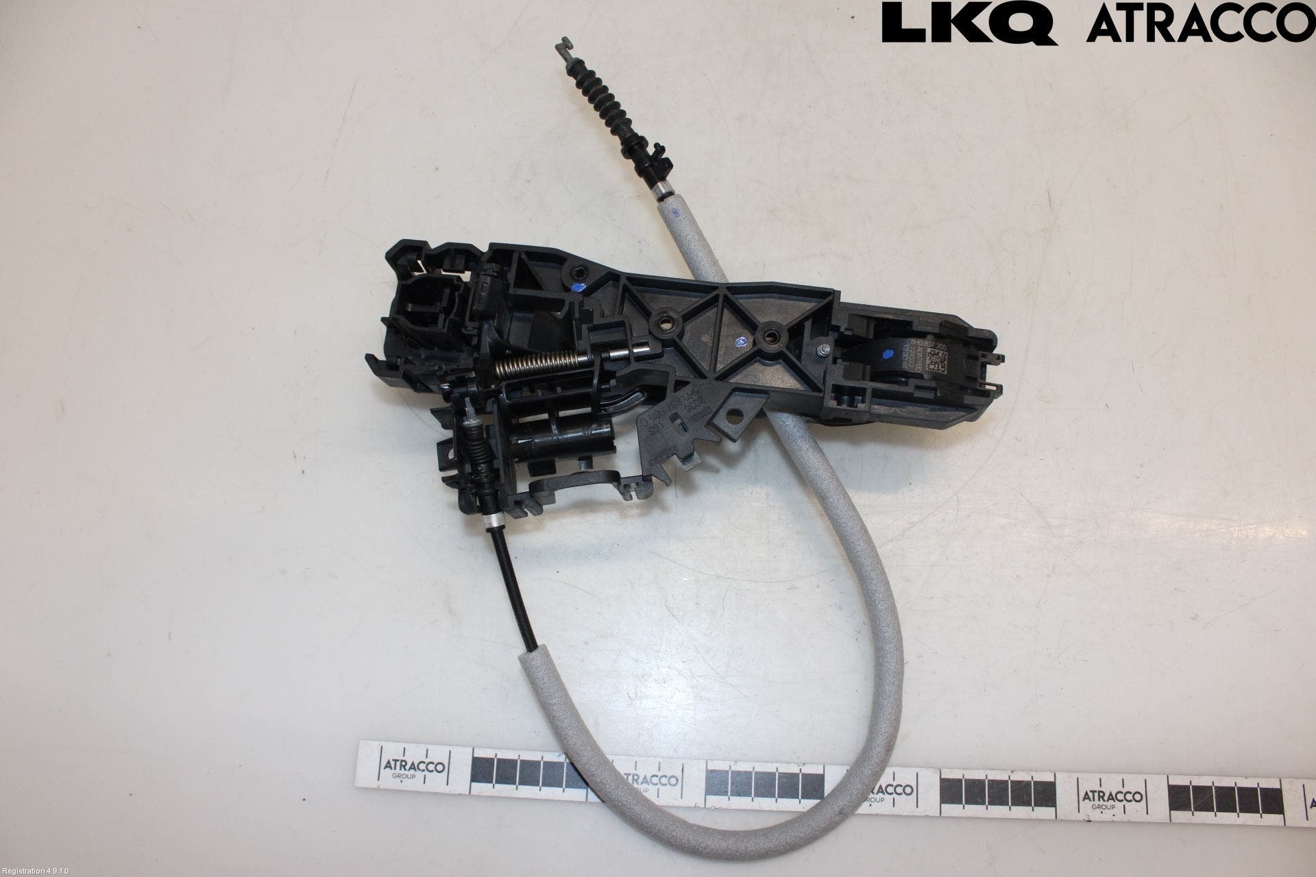 CUPRA BORN 22- Dörrhandtag Yttre Vä