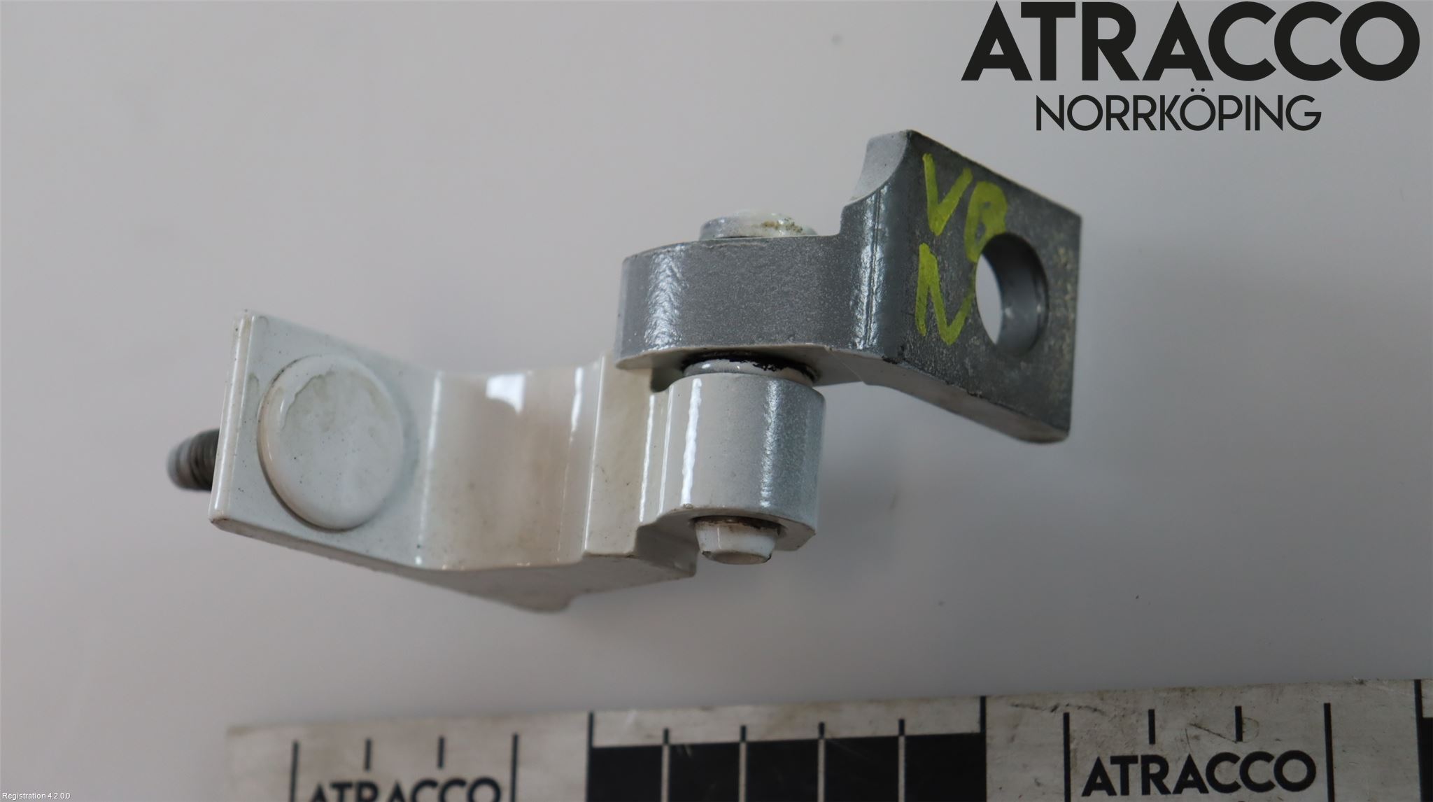 Audi A6 F2/C8 19- Dörrgångjärn