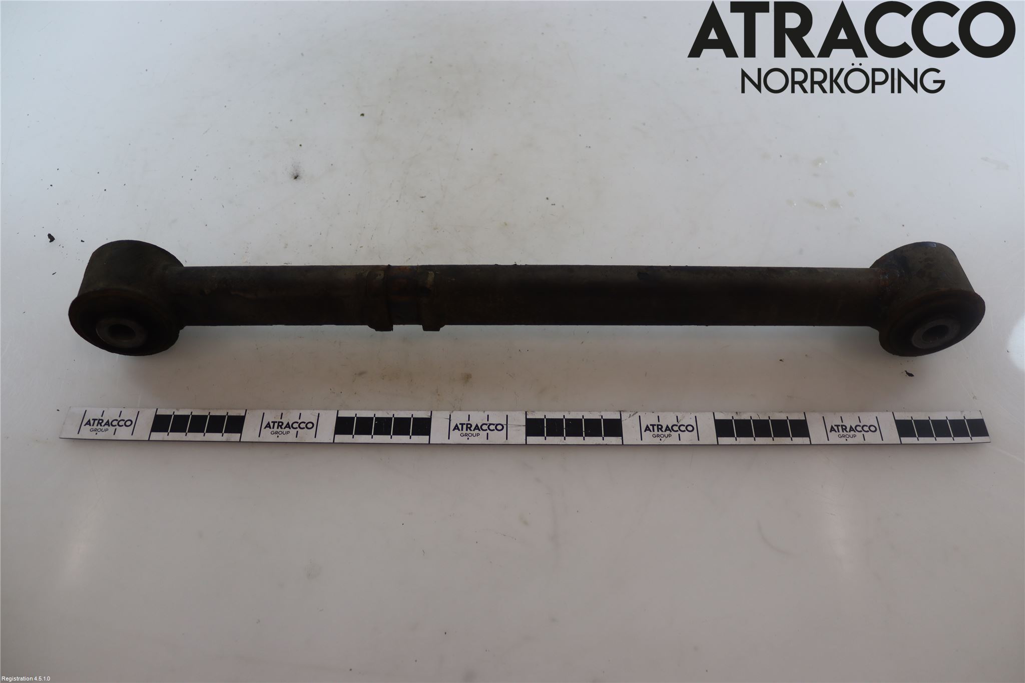 Chevrolet SUBURBAN Momentstag Bak