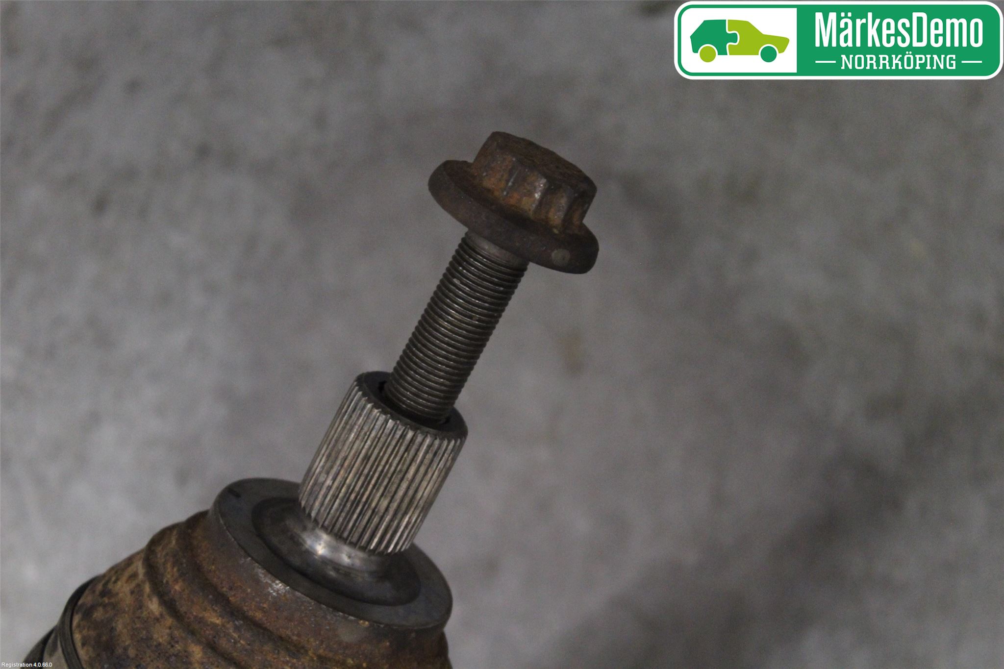 Volkswagen VW GOLF / E-GOLF VII 13-20 Drivaxel Fram Höger
