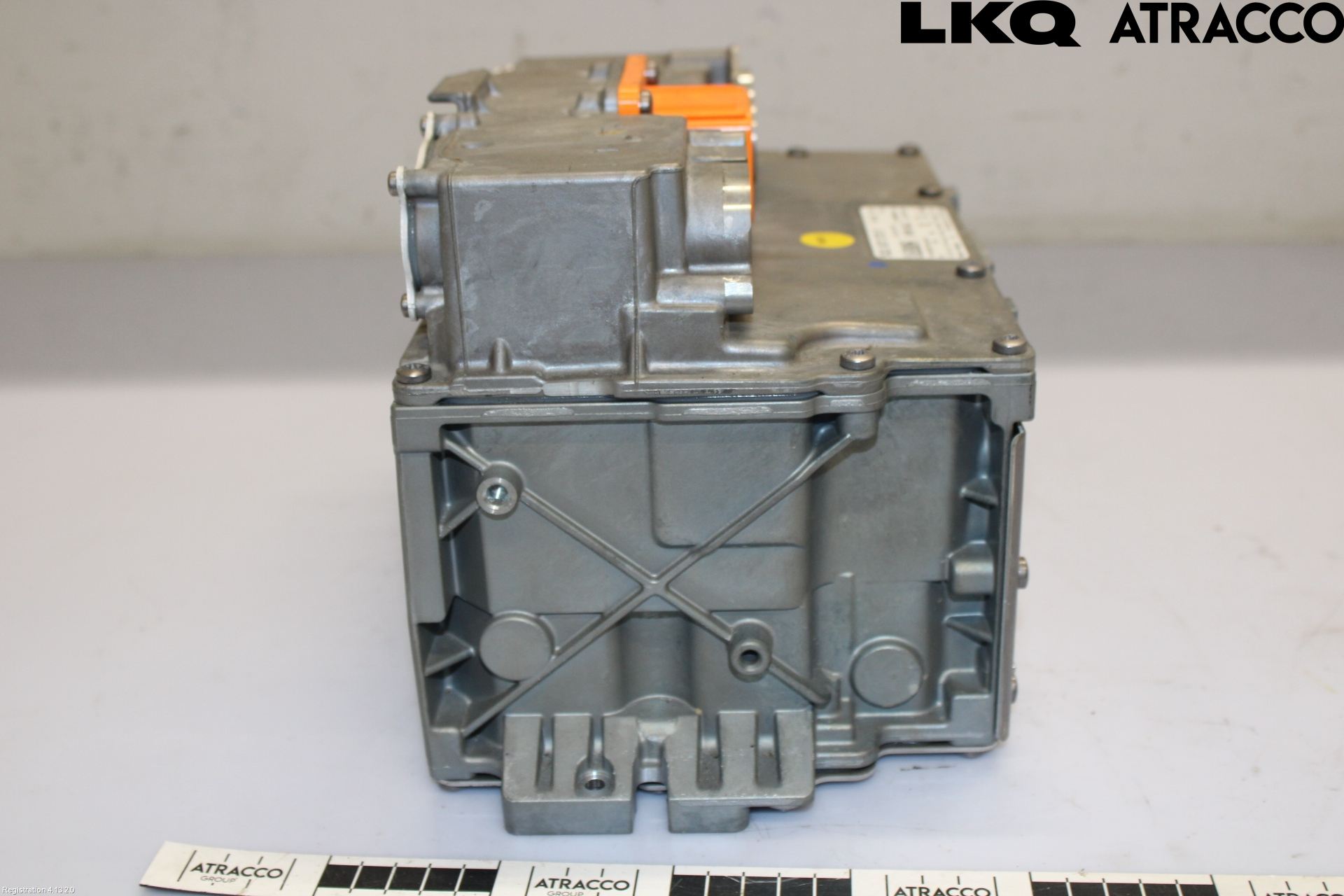 Volkswagen VW PASSAT 24- Inverter Hybrid