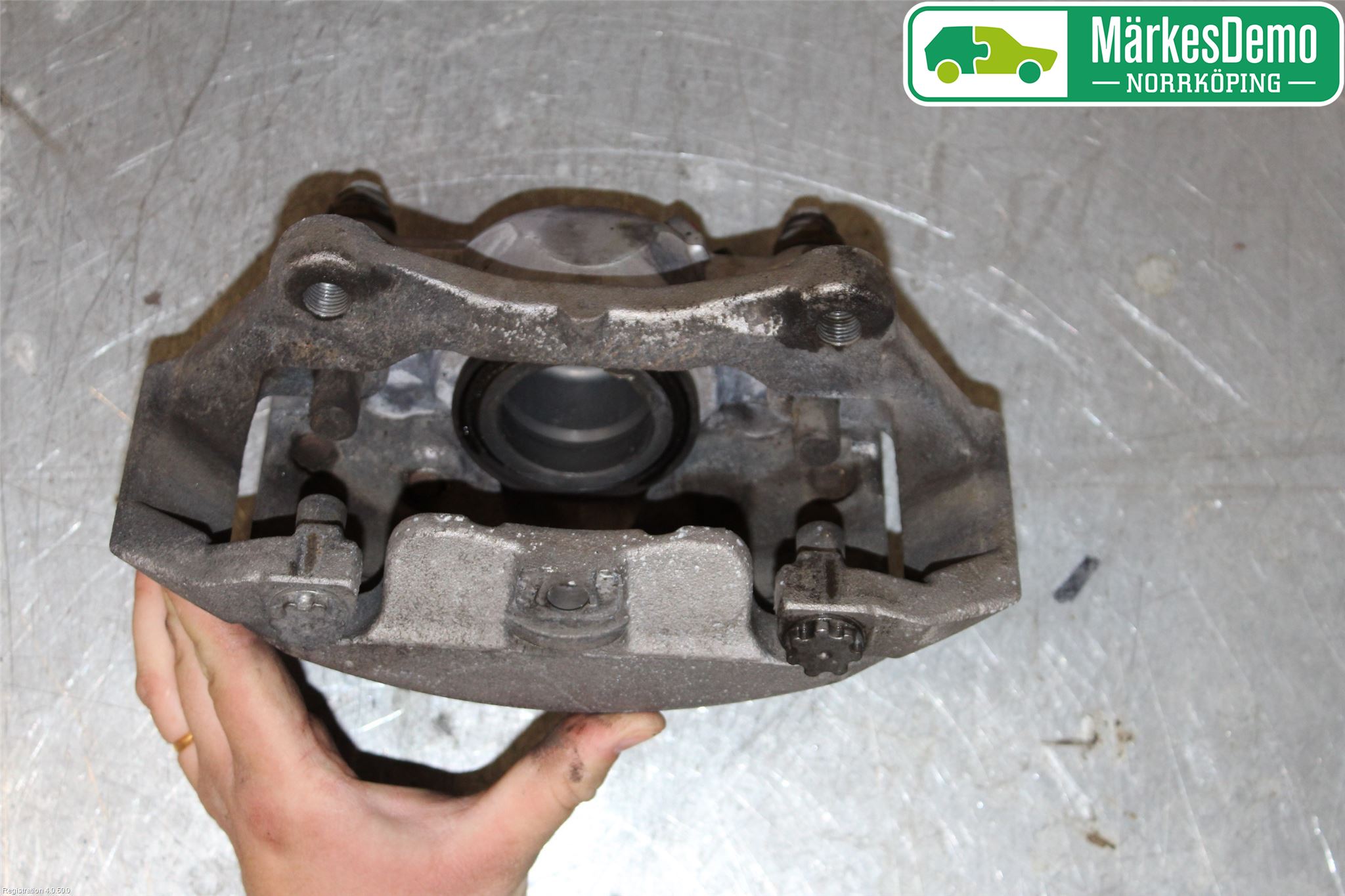 Audi A6/S6 4G 11-18 Bromsok Fram Vänster