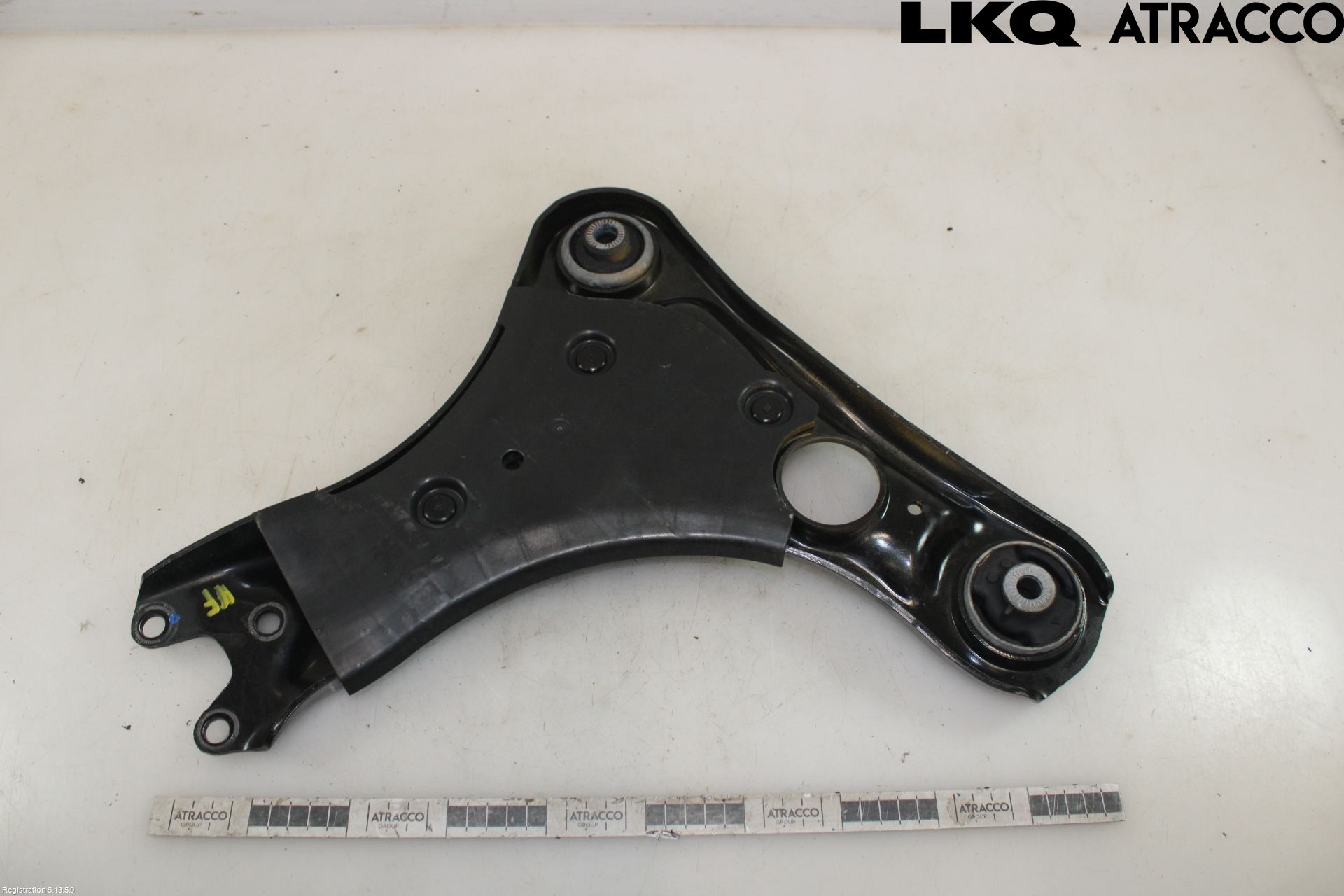 Volkswagen VW ID BUZZ/CARGO 22- Bärarm Fram Undre Hö
