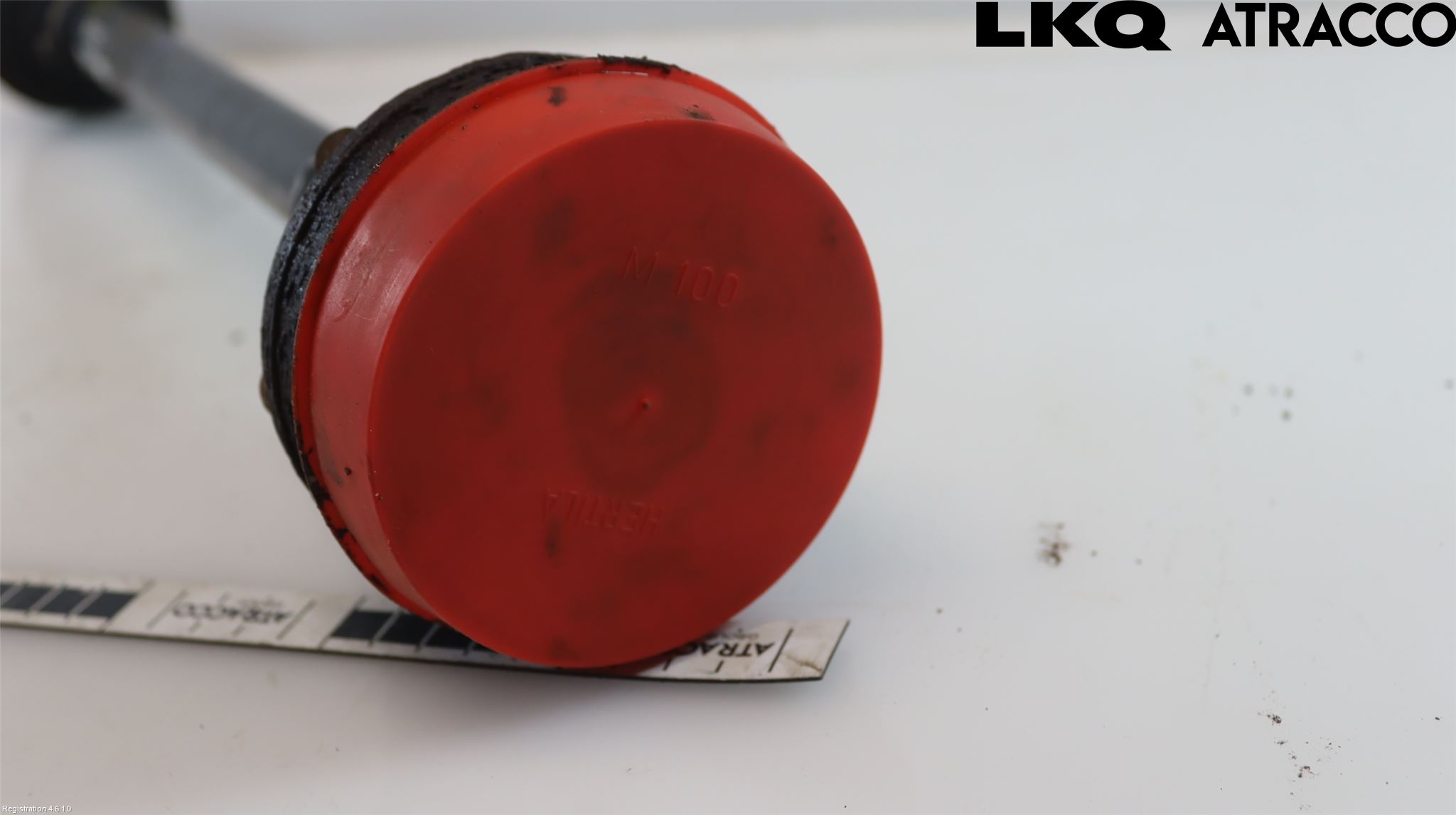 Volkswagen VW PASSAT 15-19 Drivaxel Bak Vänster