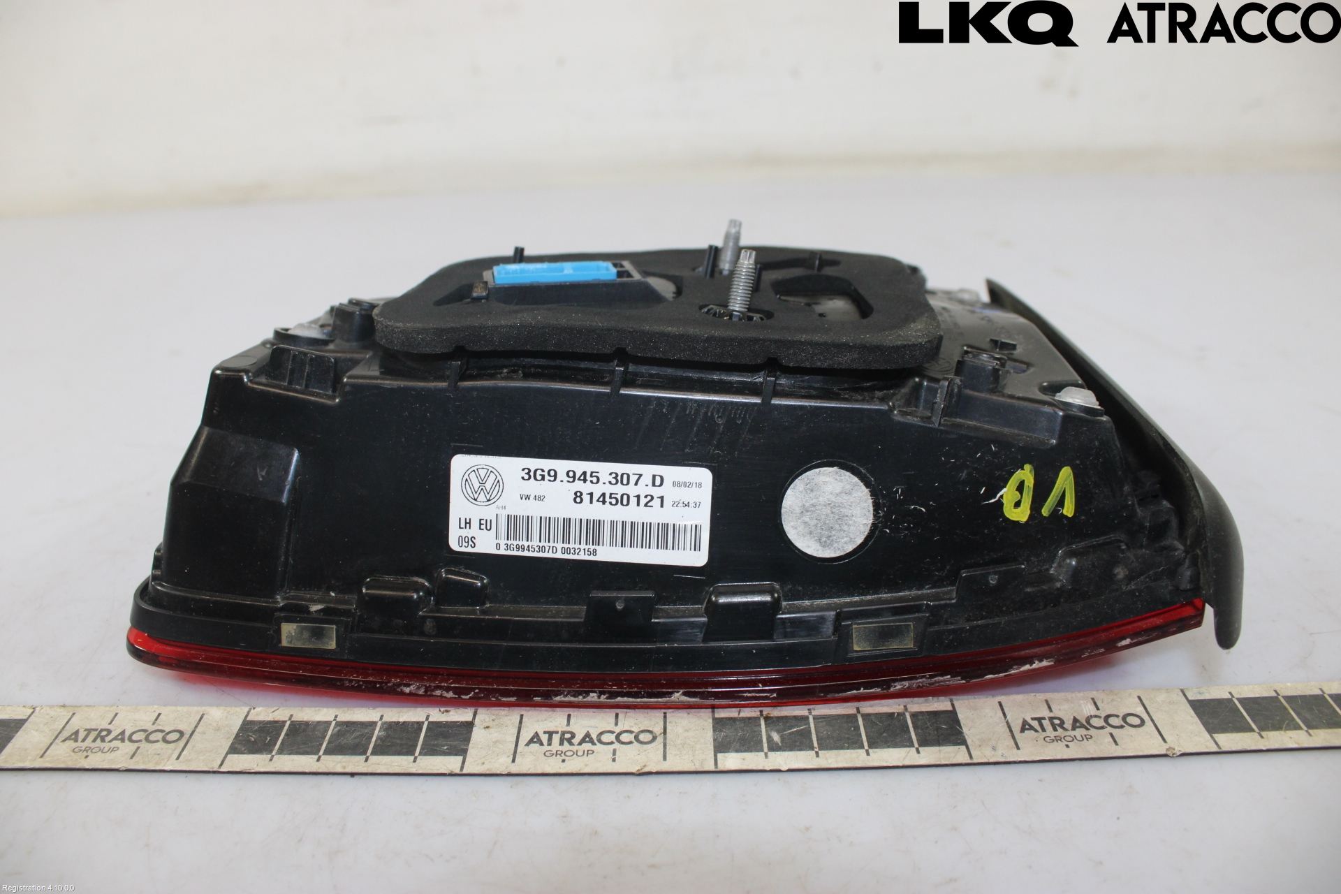 Volkswagen VW PASSAT 15-19 Bakljus Lucka Vä