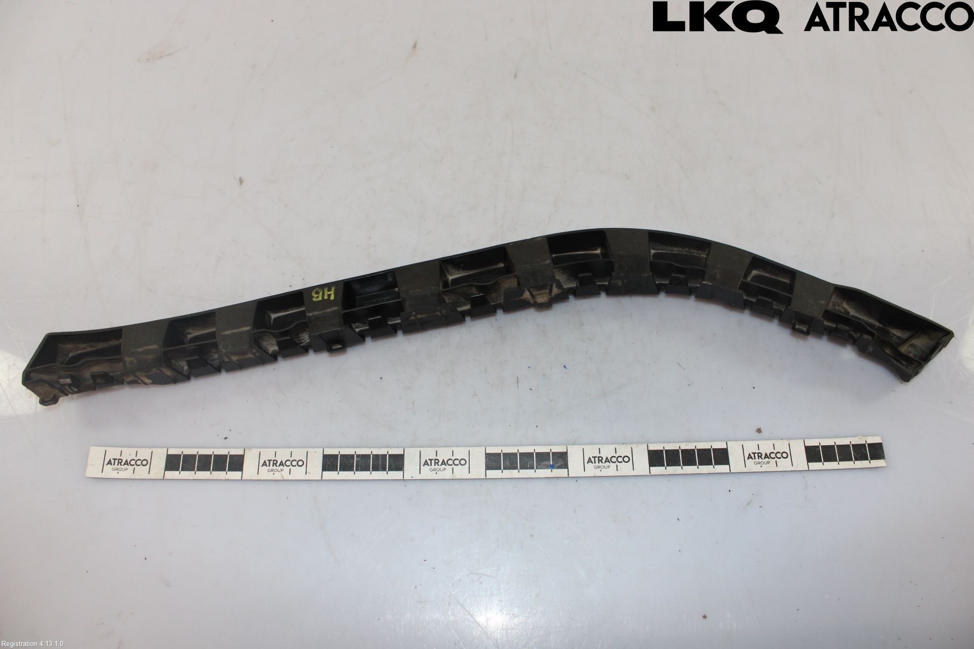 Skoda SUPERB 09-15 Stötfångarfäste Bak Hö