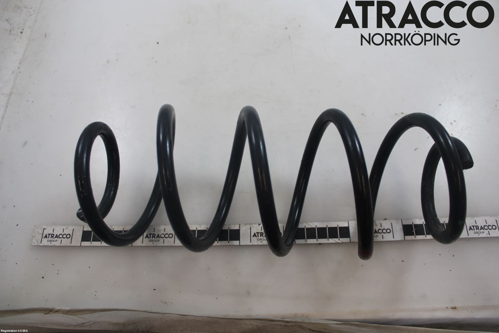 Toyota YARIS XP130 12-14 Fjäder Bak