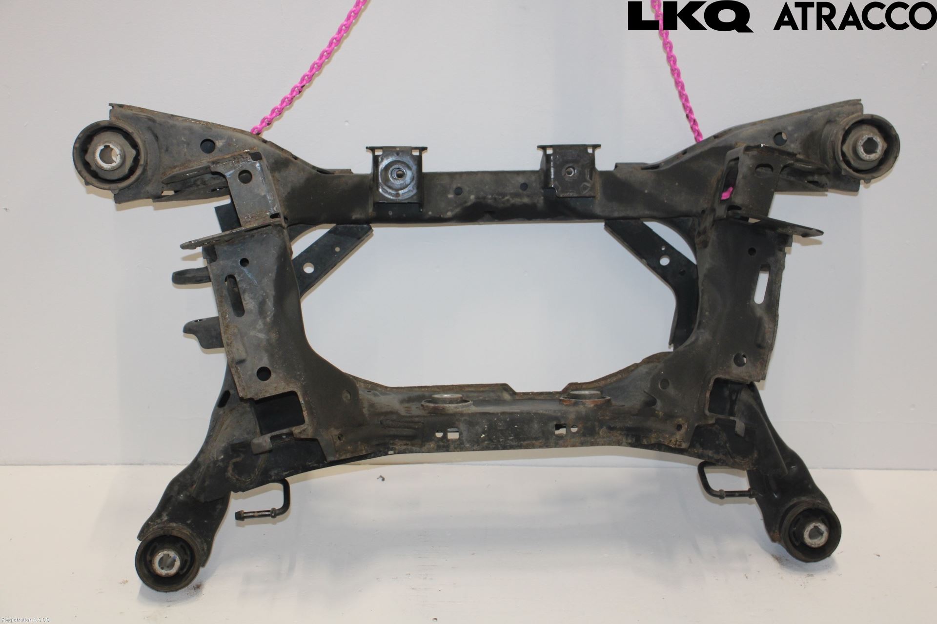 Jaguar F-PACE Bakaxelbalk