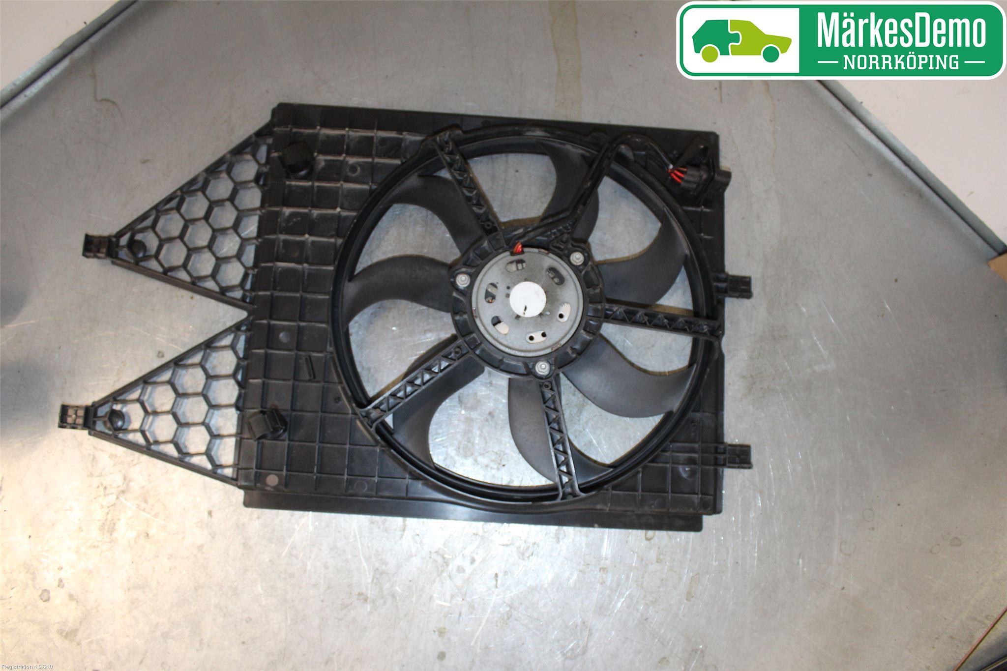 Volkswagen VW POLO 10-17 Kylfläkt El