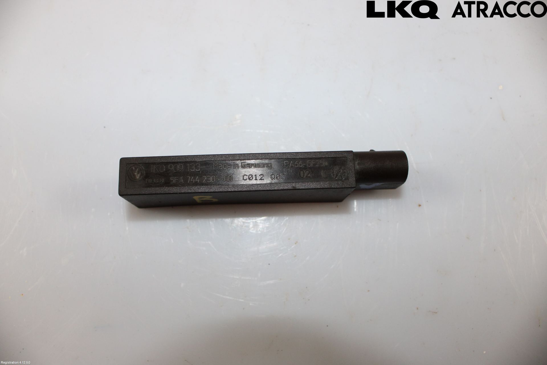 Volkswagen VW PASSAT 11-14 Antenn