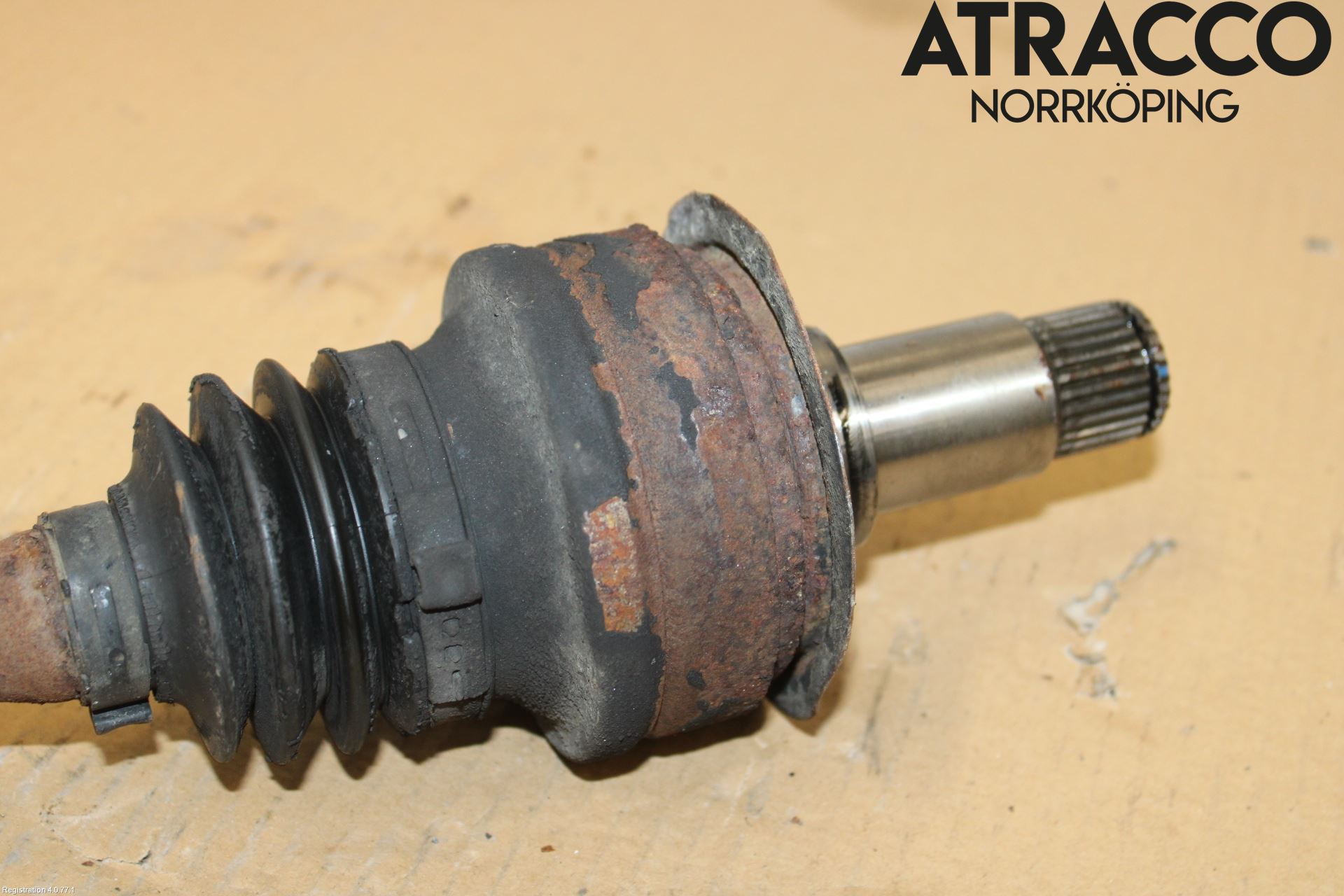Mercedes-Benz MB CLK (C209) 02-09 Drivaxel Bak Höger