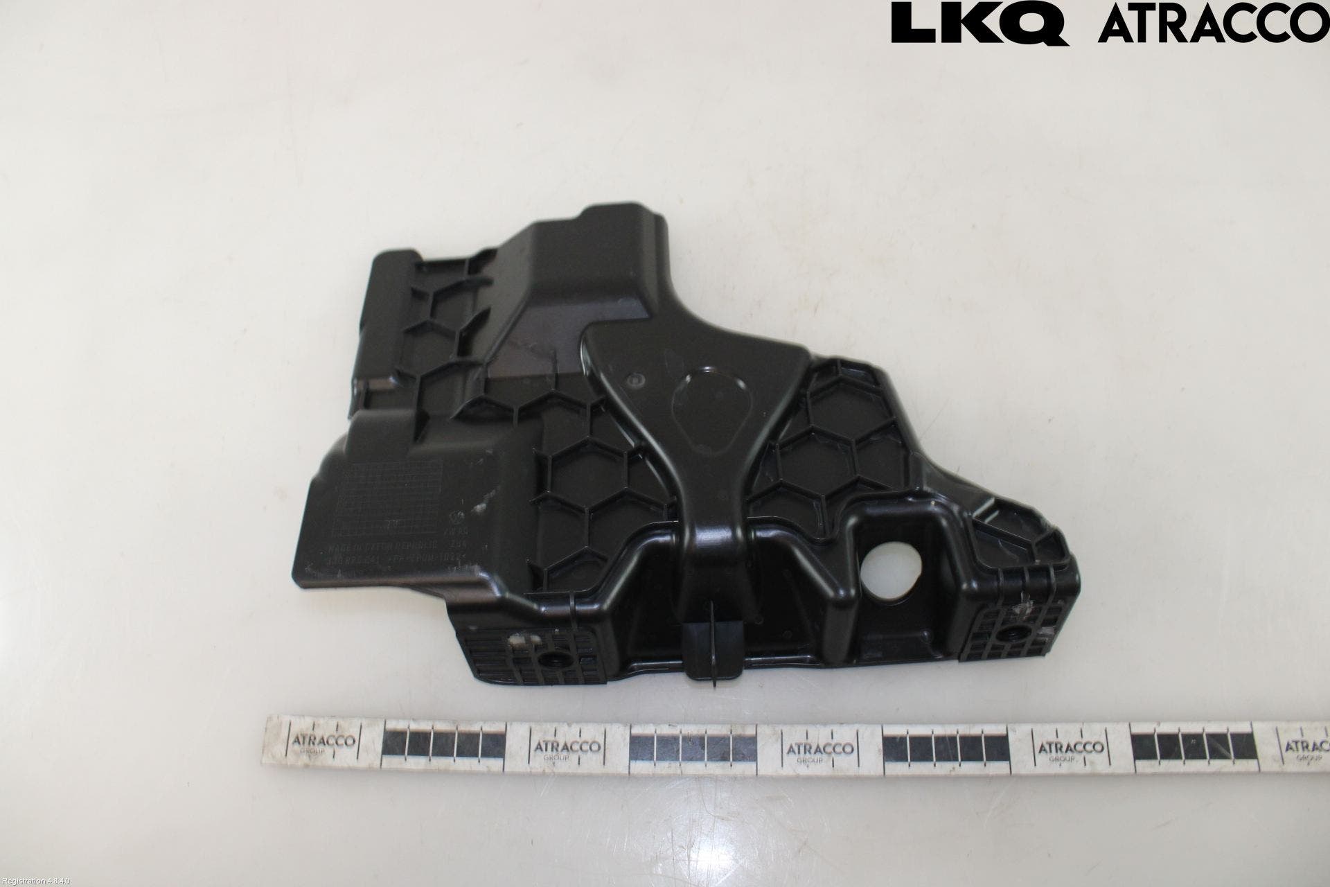 Alfa VW PASSAT 24- Hasplåt Plåt-Plast