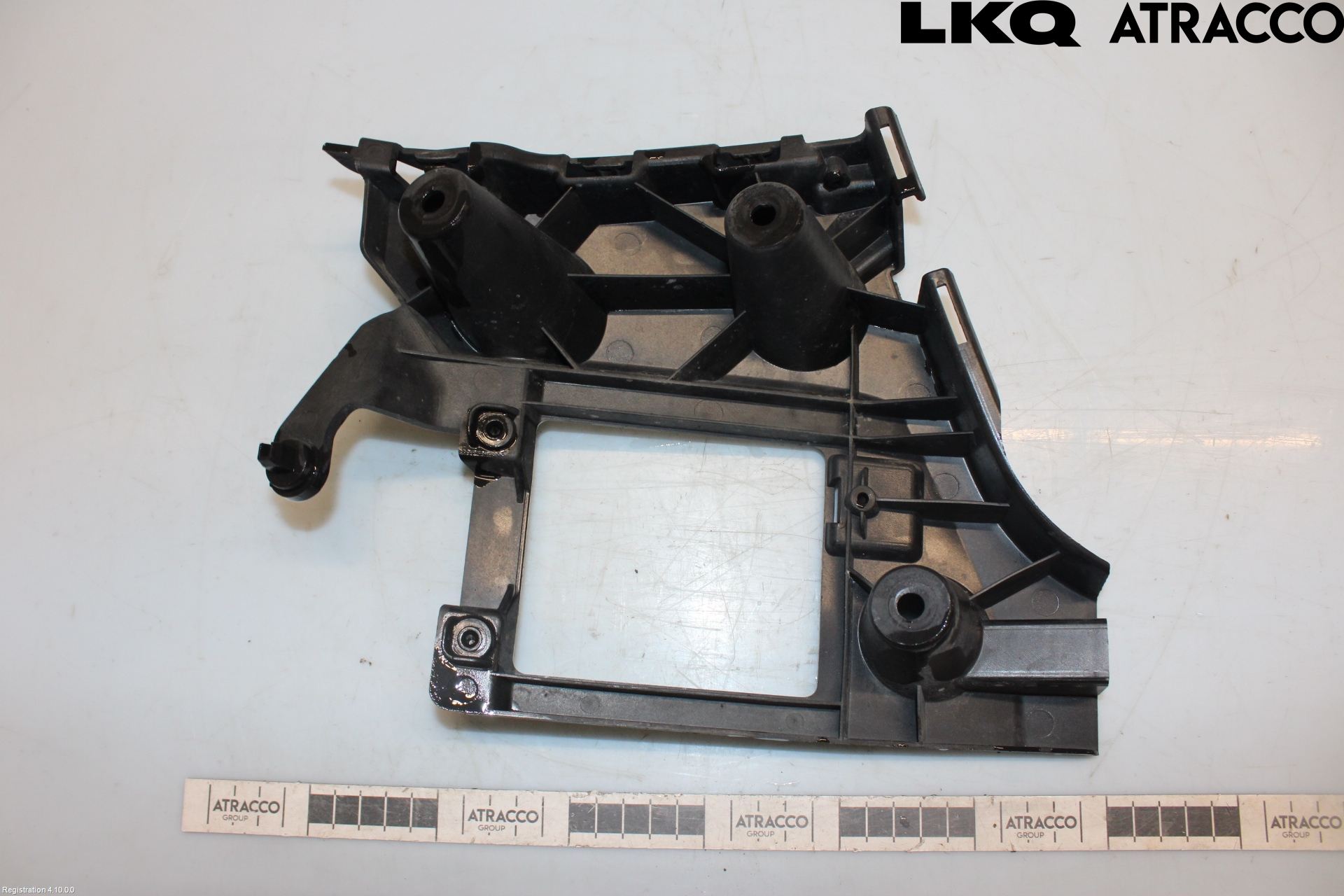 Audi A6/S6 4G 11-18 Stötfångarfäste Bak Hö