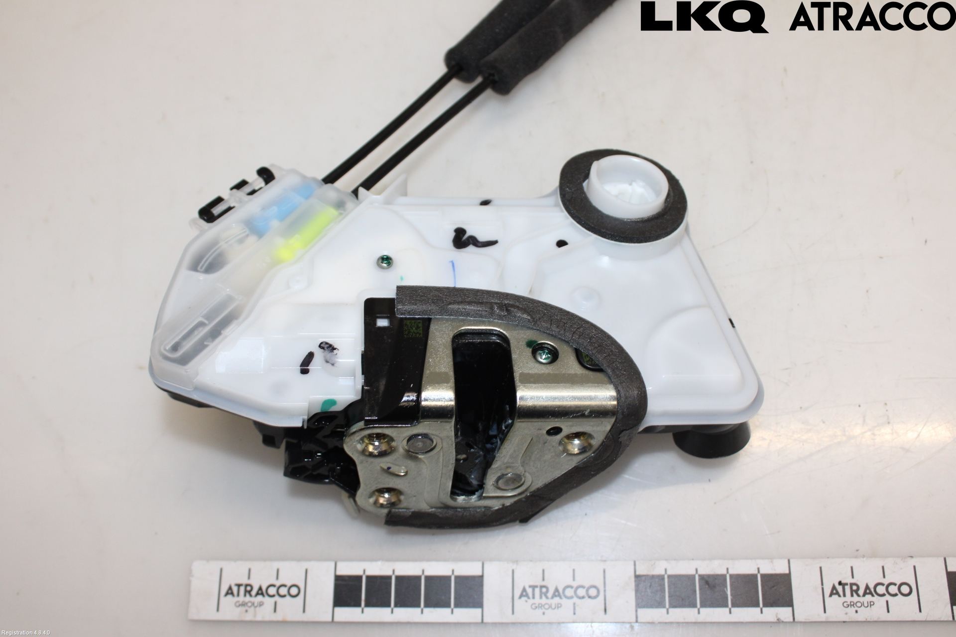 Toyota COROLLA 19- Låskista-Dörrlås