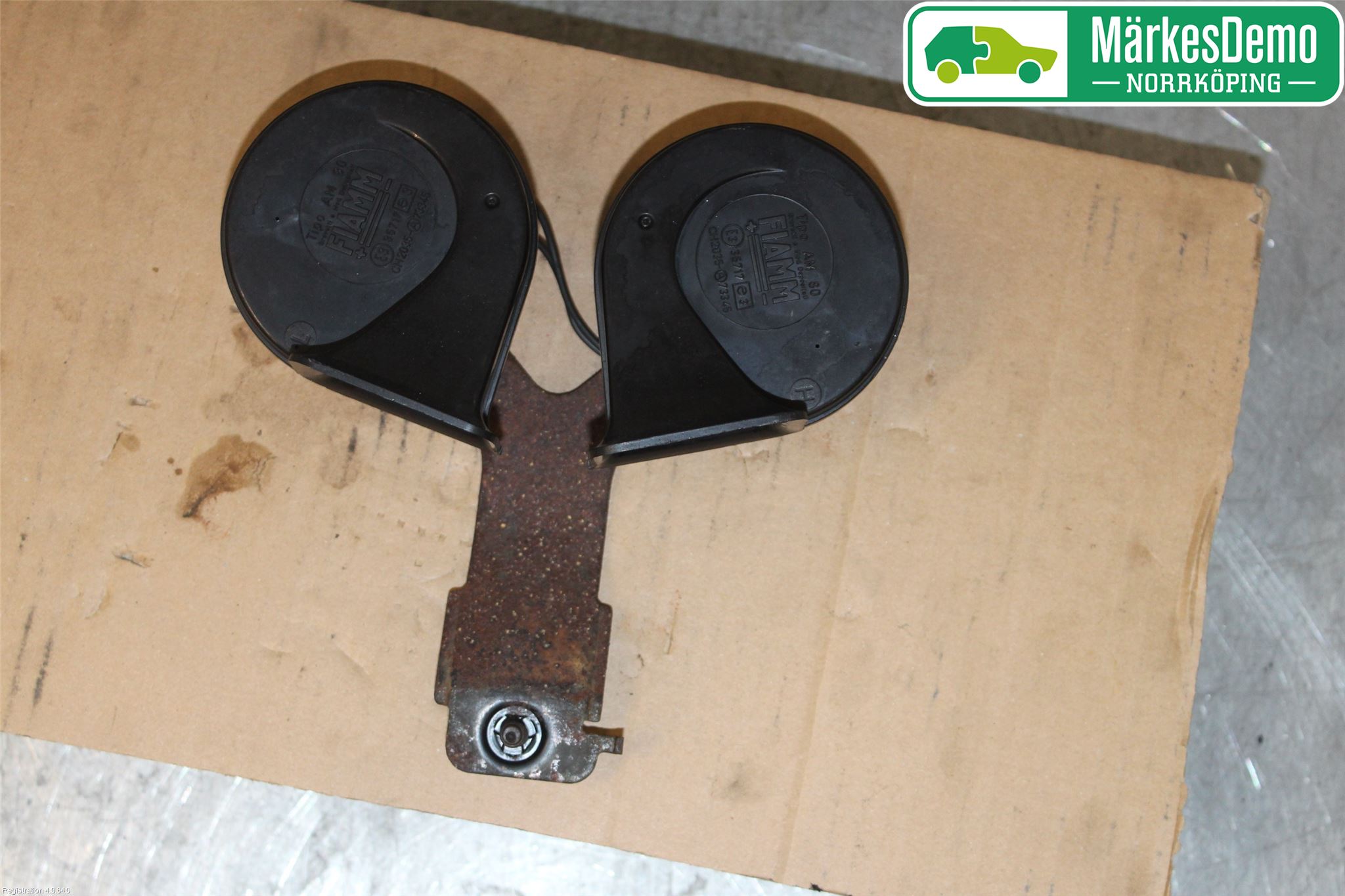 Saab 9000 CS    92-98 Signalhorn